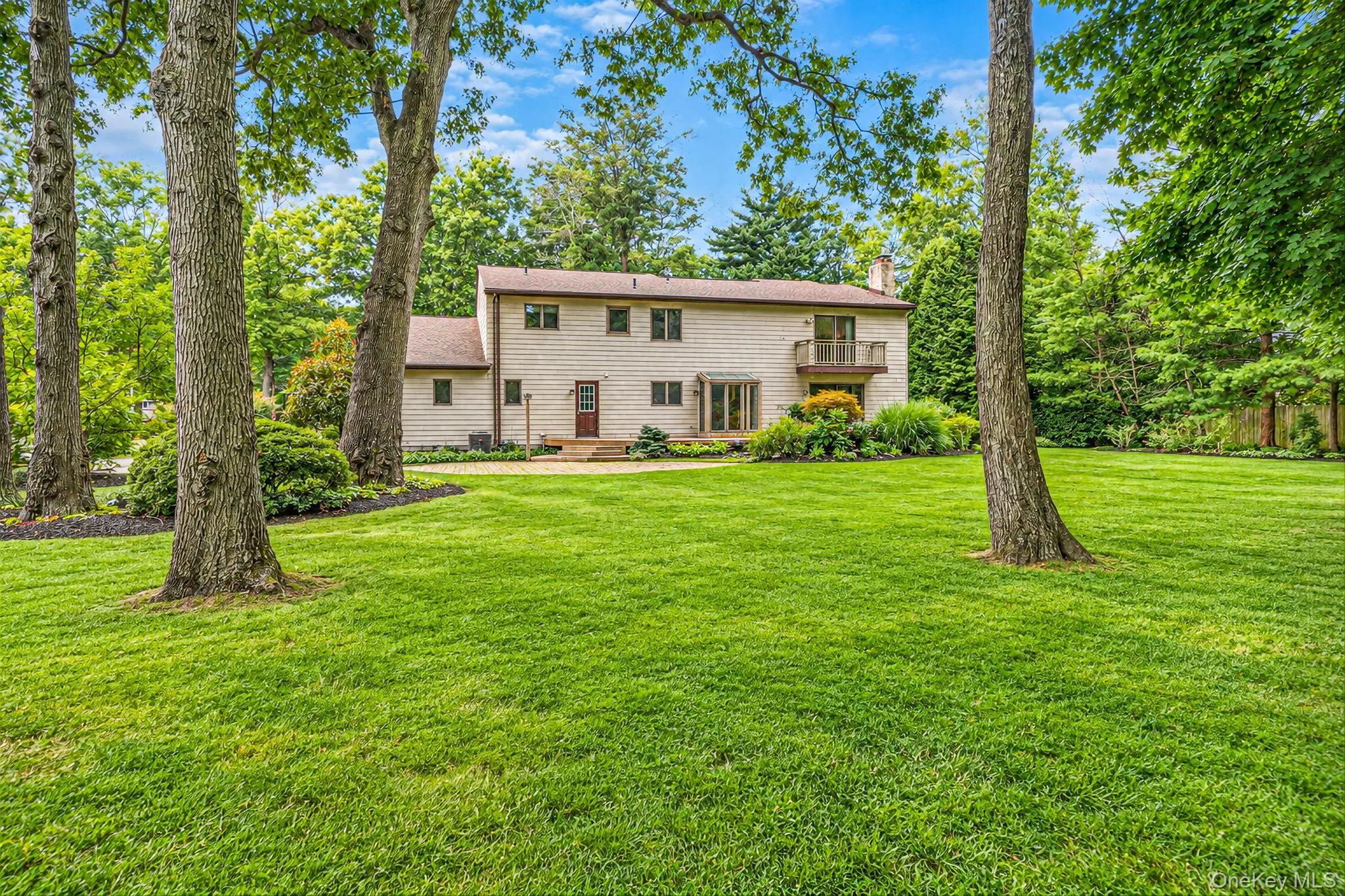 4 Kroft Court, Huntington, NY, 5 Bedrooms Bedrooms, 9 Rooms Rooms,2 BathroomsBathrooms,Residential,For Rent,Kroft,0,1052664 4 Kroft Court, Huntington, NY, 5 Bedrooms Bedrooms, 9 Rooms Rooms,2 BathroomsBathrooms,Residential,For Rent,Kroft,0,1052664