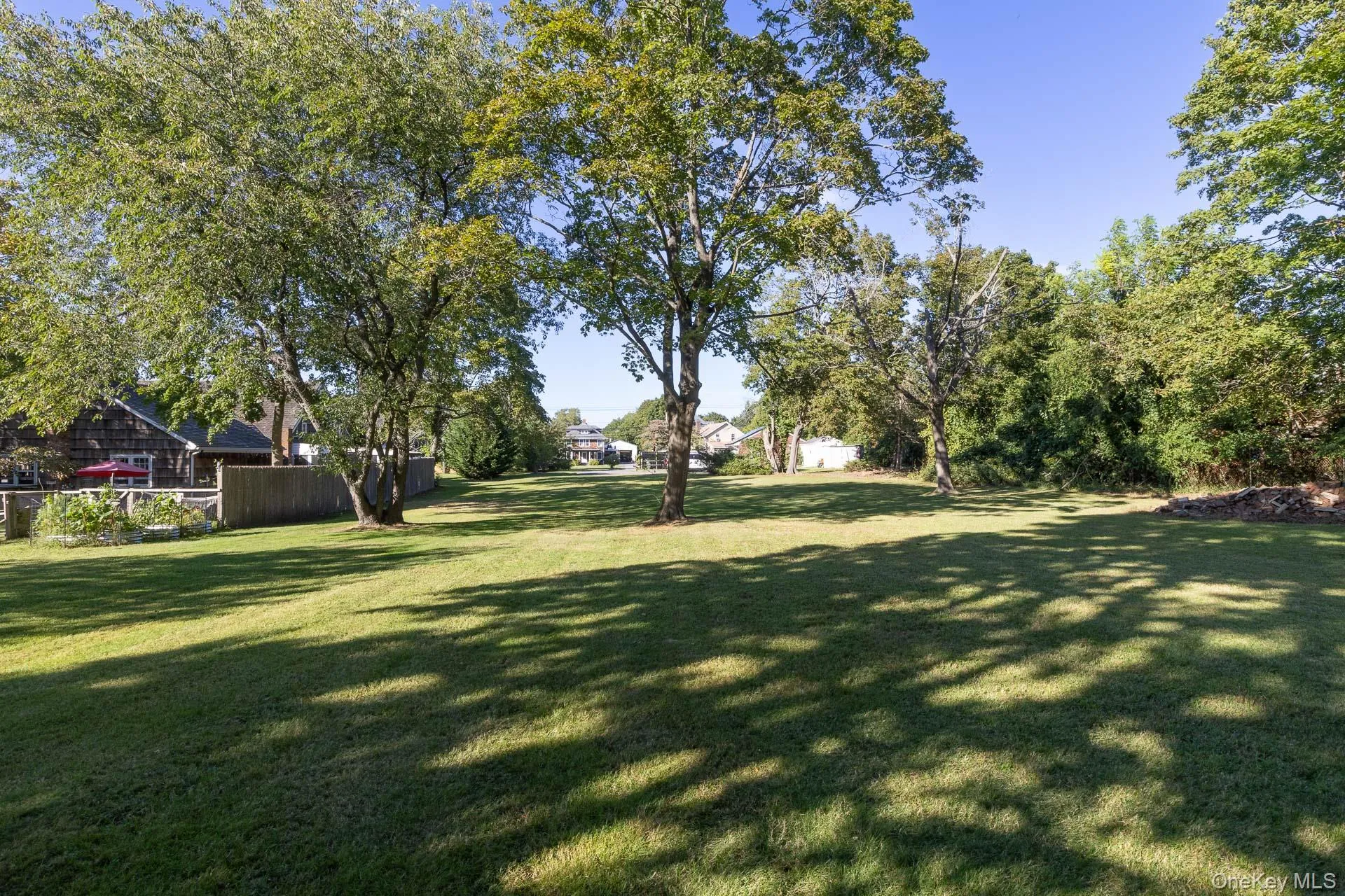 455 Montauk Highway, Southampton, NY, 2 Bedrooms Bedrooms, 7 Rooms Rooms,2 BathroomsBathrooms,Residential,For Rent,Montauk,0,1052668 455 Montauk Highway, Southampton, NY, 2 Bedrooms Bedrooms, 7 Rooms Rooms,2 BathroomsBathrooms,Residential,For Rent,Montauk,0,1052668