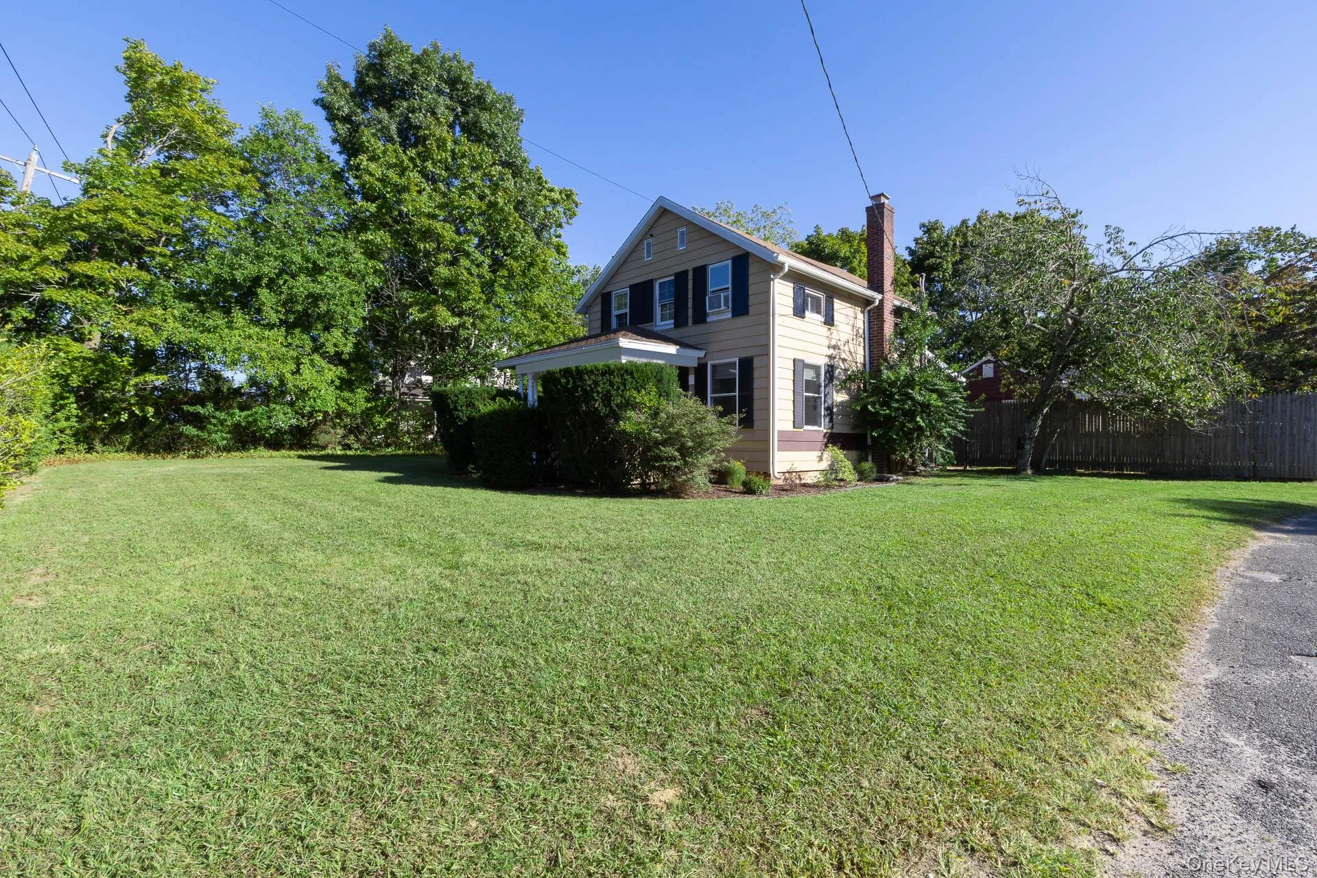 455 Montauk Highway, Southampton, NY, 2 Bedrooms Bedrooms, 7 Rooms Rooms,2 BathroomsBathrooms,Residential,For Rent,Montauk,0,1052668 455 Montauk Highway, Southampton, NY, 2 Bedrooms Bedrooms, 7 Rooms Rooms,2 BathroomsBathrooms,Residential,For Rent,Montauk,0,1052668