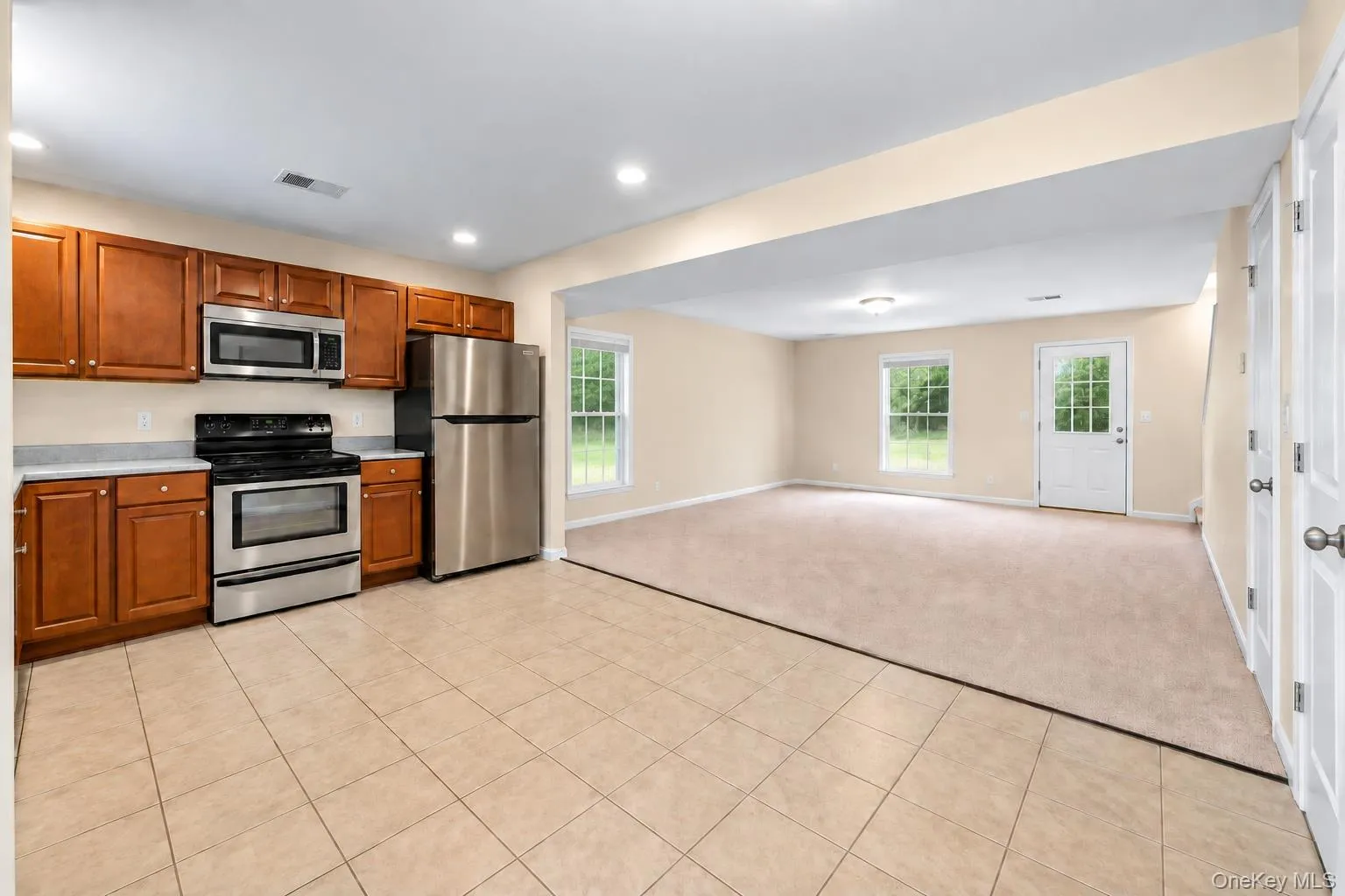 794 South Street, Plattekill, NY, 2 Bedrooms Bedrooms, 5 Rooms Rooms,2 BathroomsBathrooms,Residential Lease,For Rent,South,0,1052670 794 South Street, Plattekill, NY, 2 Bedrooms Bedrooms, 5 Rooms Rooms,2 BathroomsBathrooms,Residential Lease,For Rent,South,0,1052670