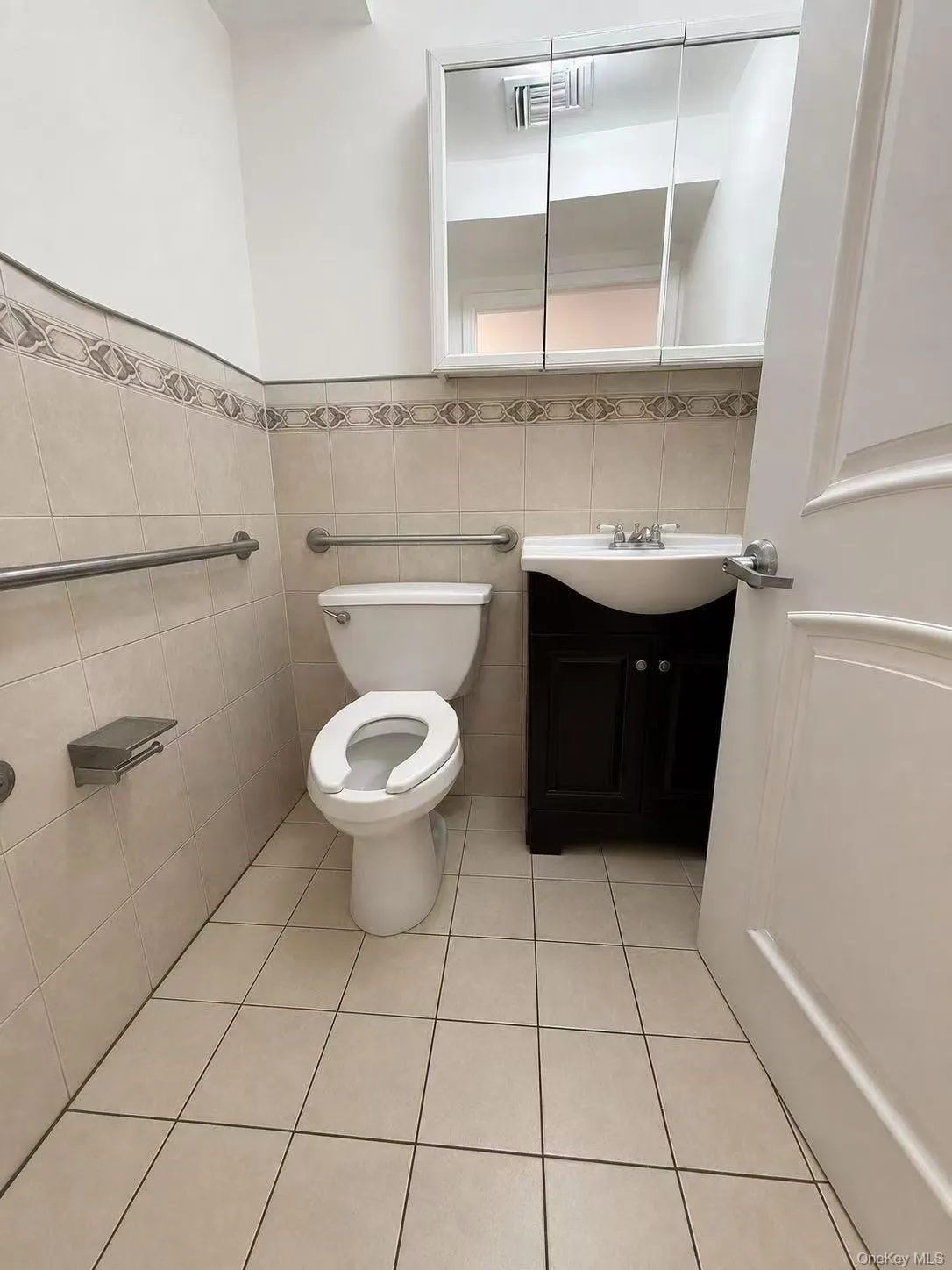 41-32 75th St Street, New York, NY, ,Commercial Lease,For Rent,75th St,0,1052675 41-32 75th St Street, New York, NY, ,Commercial Lease,For Rent,75th St,0,1052675