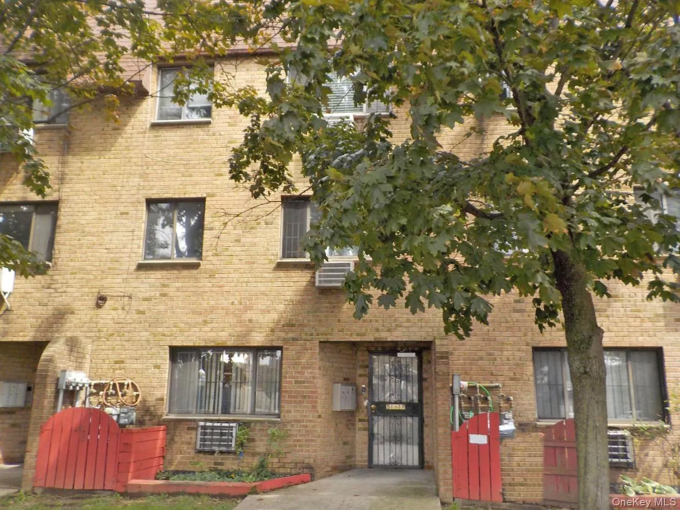 51-17 99th Street, New York, NY, 2 Bedrooms Bedrooms, 5 Rooms Rooms,1 BathroomBathrooms,Residential,For Rent,99th,0,1052681 51-17 99th Street, New York, NY, 2 Bedrooms Bedrooms, 5 Rooms Rooms,1 BathroomBathrooms,Residential,For Rent,99th,0,1052681