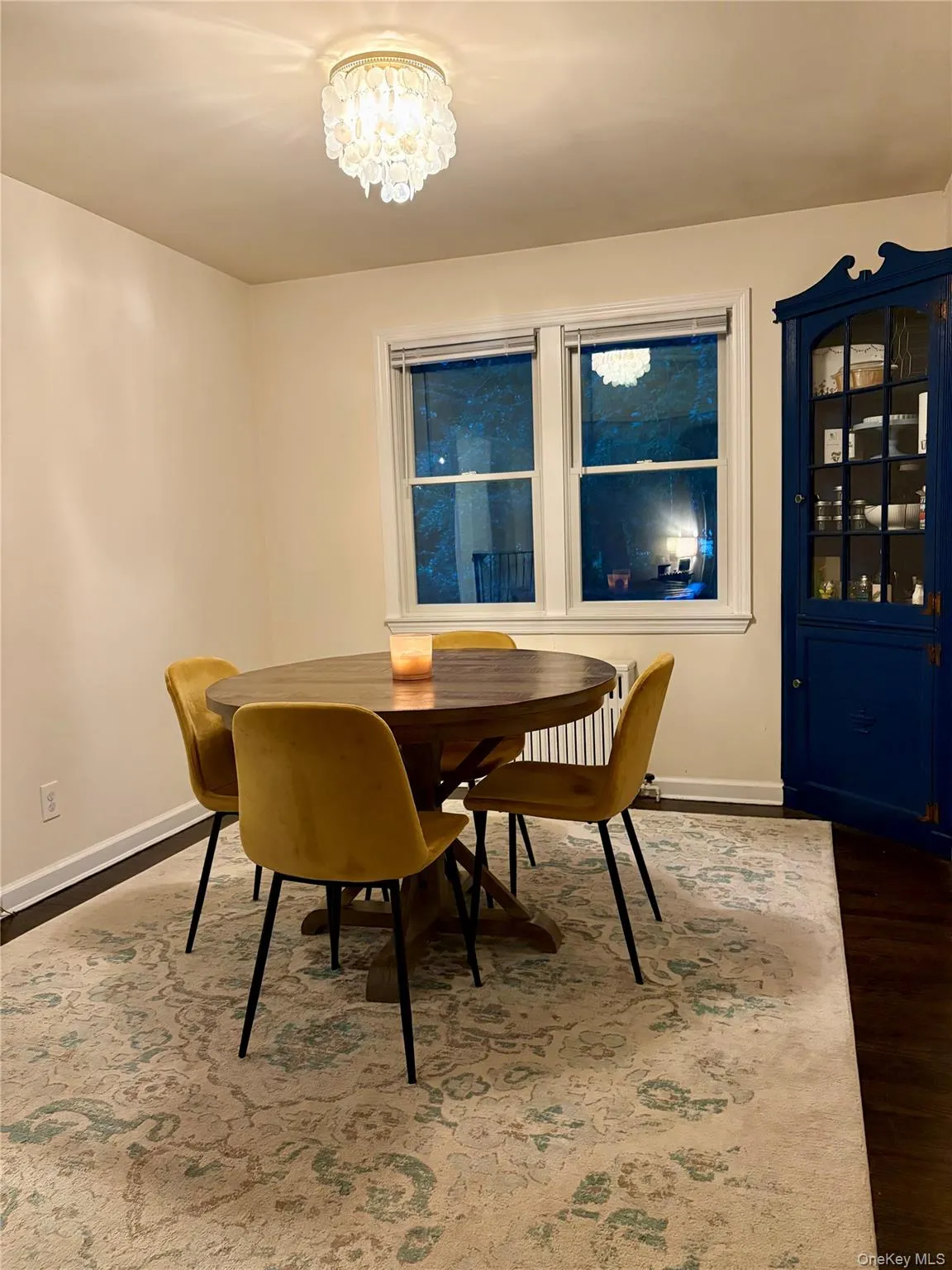 275 4th Avenue, Smithtown, NY, 2 Bedroom Bedrooms, 5 Room Rooms,1 BathroomBathrooms,Residential Lease,For Rent,4th,0,1052684 275 4th Avenue, Smithtown, NY, 2 Bedroom Bedrooms, 5 Room Rooms,1 BathroomBathrooms,Residential Lease,For Rent,4th,0,1052684