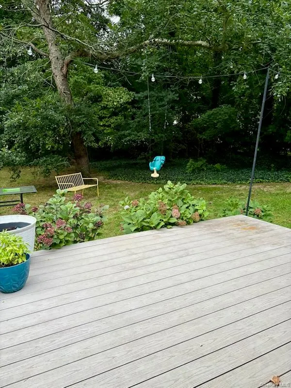 275 4th Avenue, Smithtown, NY, 2 Bedrooms Bedrooms, 5 Rooms Rooms,1 BathroomBathrooms,Residential Lease,For Rent,4th,0,1052684 275 4th Avenue, Smithtown, NY, 2 Bedrooms Bedrooms, 5 Rooms Rooms,1 BathroomBathrooms,Residential Lease,For Rent,4th,0,1052684