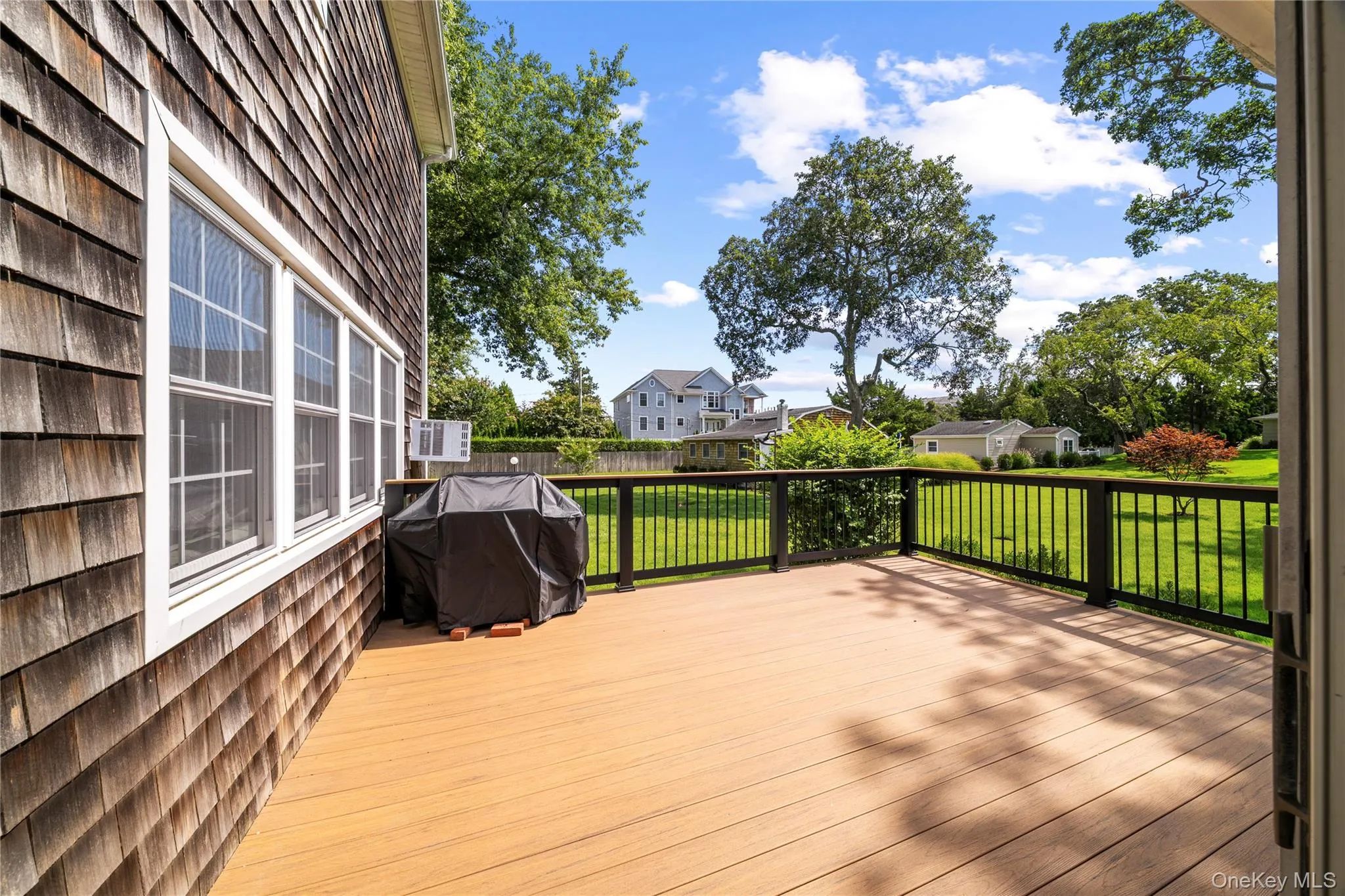 70 Middle Pond Road, Southampton, NY, 5 Bedrooms Bedrooms, 12 Rooms Rooms,2 BathroomsBathrooms,Residential,For Rent,Middle Pond,0,1052698 70 Middle Pond Road, Southampton, NY, 5 Bedrooms Bedrooms, 12 Rooms Rooms,2 BathroomsBathrooms,Residential,For Rent,Middle Pond,0,1052698