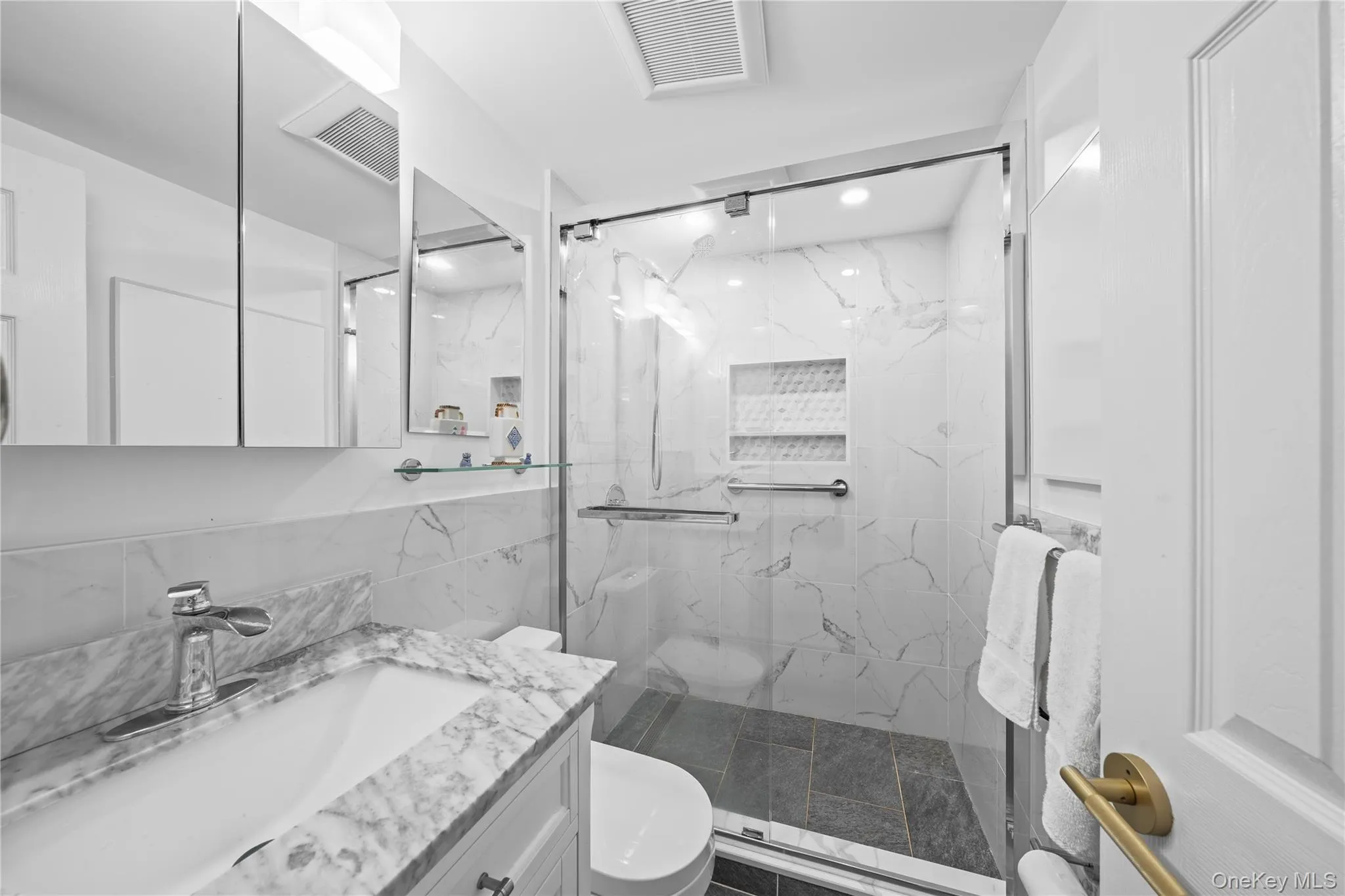 70 Middle Pond Road, Southampton, NY, 5 Bedrooms Bedrooms, 12 Rooms Rooms,2 BathroomsBathrooms,Residential,For Rent,Middle Pond,0,1052698 70 Middle Pond Road, Southampton, NY, 5 Bedrooms Bedrooms, 12 Rooms Rooms,2 BathroomsBathrooms,Residential,For Rent,Middle Pond,0,1052698