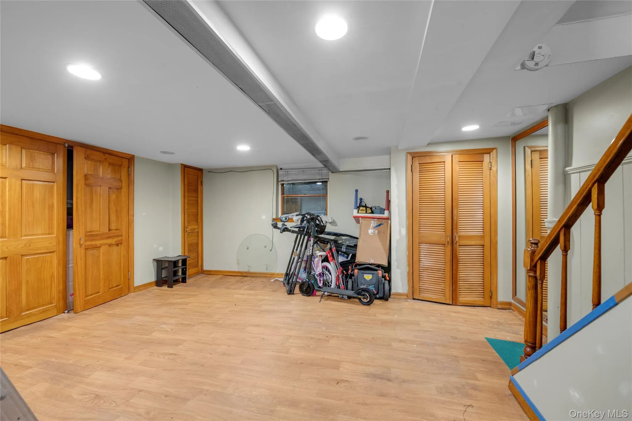 5037 64th Street, New York, NY, 3 Bedrooms Bedrooms, 7 Rooms Rooms,1 BathroomBathrooms,Residential,For Rent,64th,0,1052701 5037 64th Street, New York, NY, 3 Bedrooms Bedrooms, 7 Rooms Rooms,1 BathroomBathrooms,Residential,For Rent,64th,0,1052701