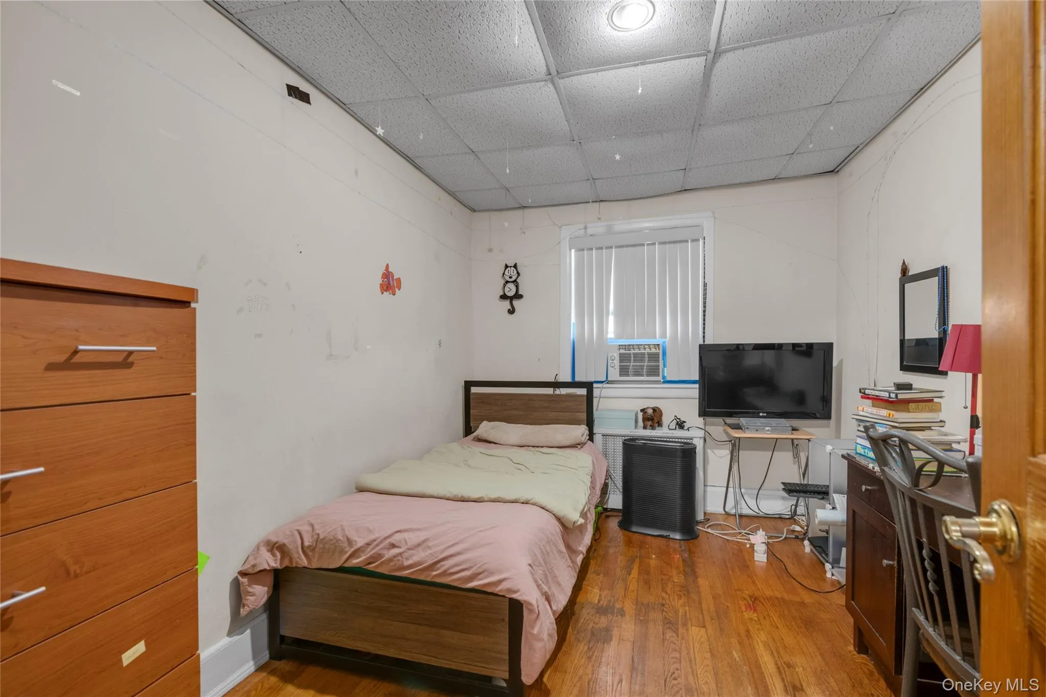 5037 64th Street, New York, NY, 3 Bedrooms Bedrooms, 7 Rooms Rooms,1 BathroomBathrooms,Residential,For Rent,64th,0,1052701 5037 64th Street, New York, NY, 3 Bedrooms Bedrooms, 7 Rooms Rooms,1 BathroomBathrooms,Residential,For Rent,64th,0,1052701