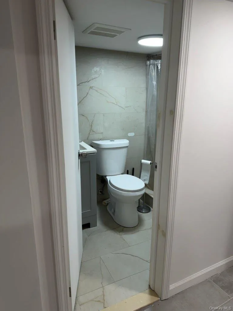 2760 Bainbridge Avenue, New York, NY, 2 Room Rooms,1 BathroomBathrooms,Residential Lease,For Rent,Bainbridge,0,1052702 2760 Bainbridge Avenue, New York, NY, 2 Room Rooms,1 BathroomBathrooms,Residential Lease,For Rent,Bainbridge,0,1052702