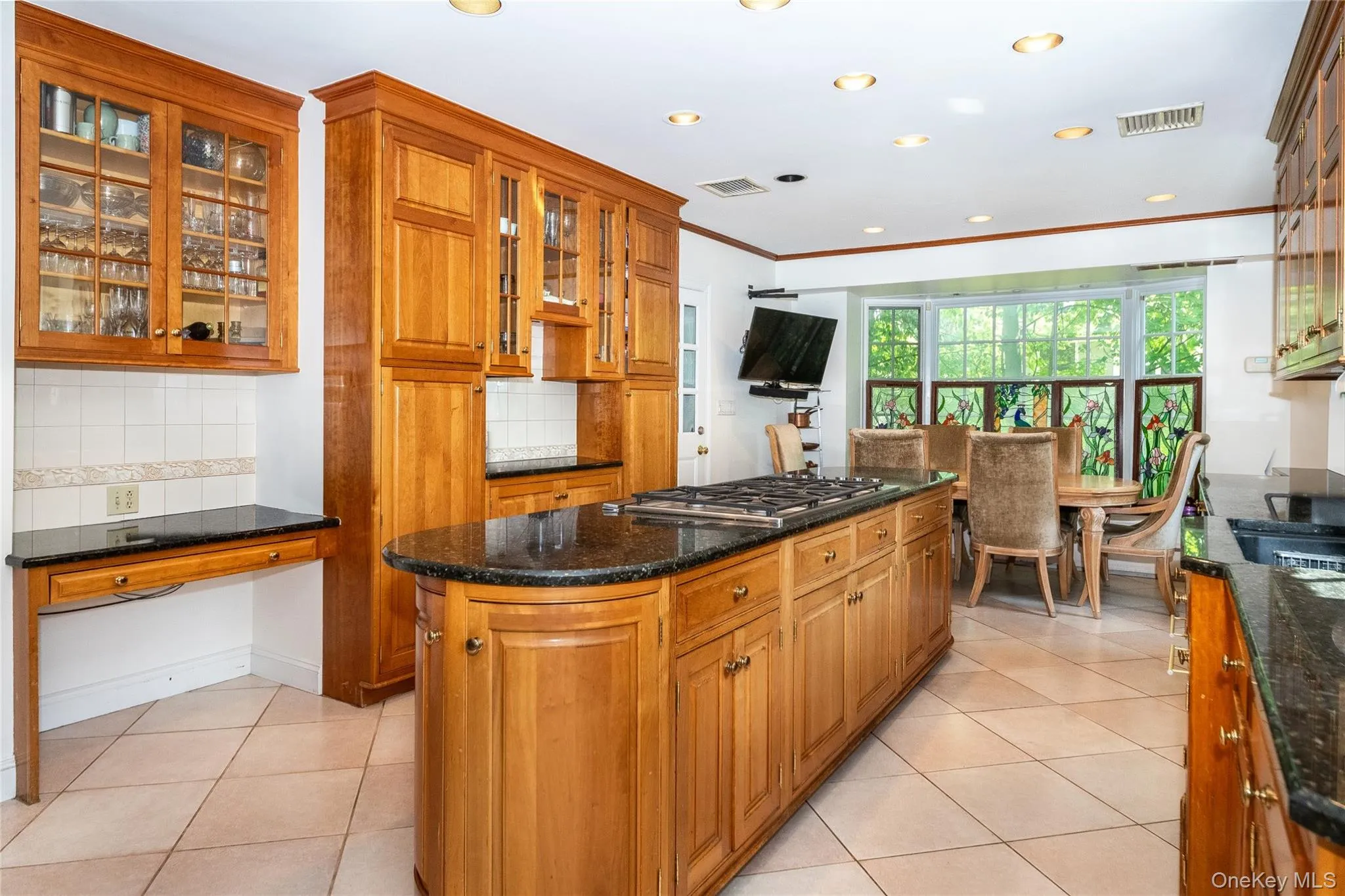 209 Beechmont Drive, New Rochelle, NY, 5 Bedrooms Bedrooms, 10 Rooms Rooms,4 BathroomsBathrooms,Residential,For Rent,Beechmont,0,1052711 209 Beechmont Drive, New Rochelle, NY, 5 Bedrooms Bedrooms, 10 Rooms Rooms,4 BathroomsBathrooms,Residential,For Rent,Beechmont,0,1052711