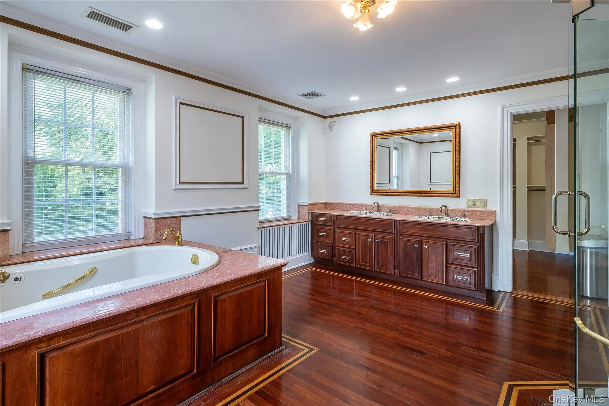 209 Beechmont Drive, New Rochelle, NY, 5 Bedrooms Bedrooms, 10 Rooms Rooms,4 BathroomsBathrooms,Residential,For Rent,Beechmont,0,1052711 209 Beechmont Drive, New Rochelle, NY, 5 Bedrooms Bedrooms, 10 Rooms Rooms,4 BathroomsBathrooms,Residential,For Rent,Beechmont,0,1052711