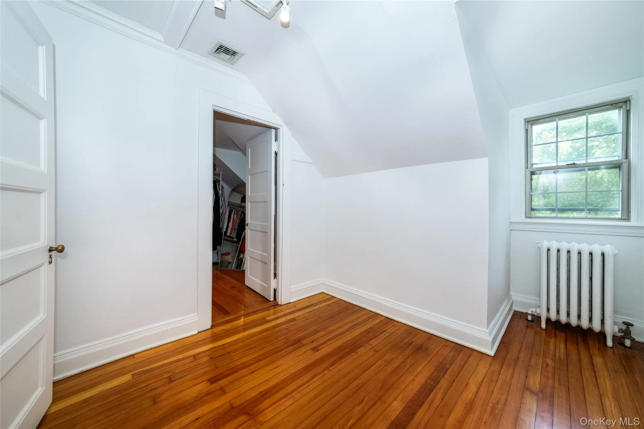 209 Beechmont Drive, New Rochelle, NY, 5 Bedrooms Bedrooms, 10 Rooms Rooms,4 BathroomsBathrooms,Residential,For Rent,Beechmont,0,1052711 209 Beechmont Drive, New Rochelle, NY, 5 Bedrooms Bedrooms, 10 Rooms Rooms,4 BathroomsBathrooms,Residential,For Rent,Beechmont,0,1052711