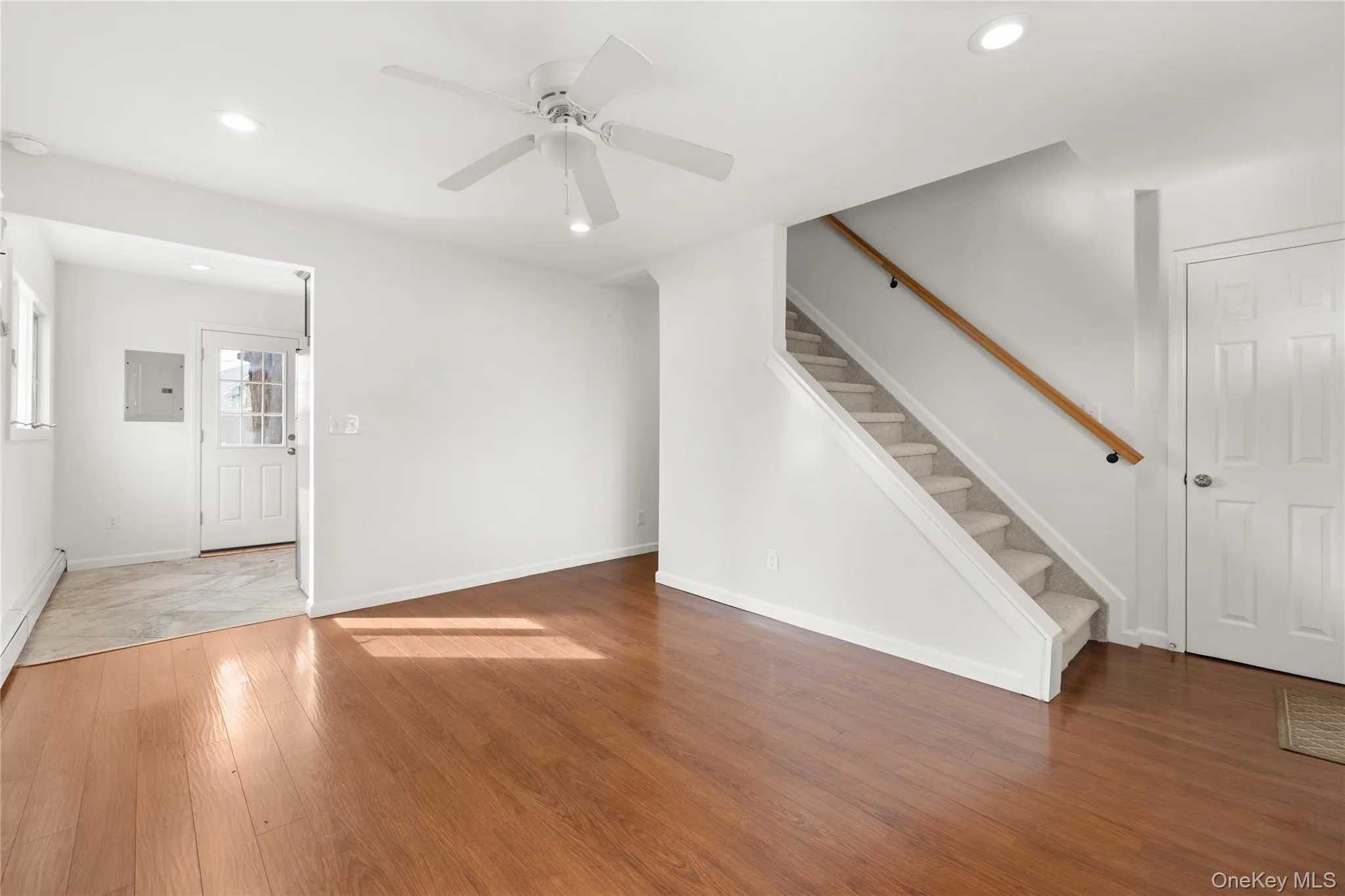 234 Division Avenue, Oyster Bay, NY, 4 Bedrooms Bedrooms, 7 Rooms Rooms,1 BathroomBathrooms,Residential,For Rent,Division,0,1052714 234 Division Avenue, Oyster Bay, NY, 4 Bedrooms Bedrooms, 7 Rooms Rooms,1 BathroomBathrooms,Residential,For Rent,Division,0,1052714