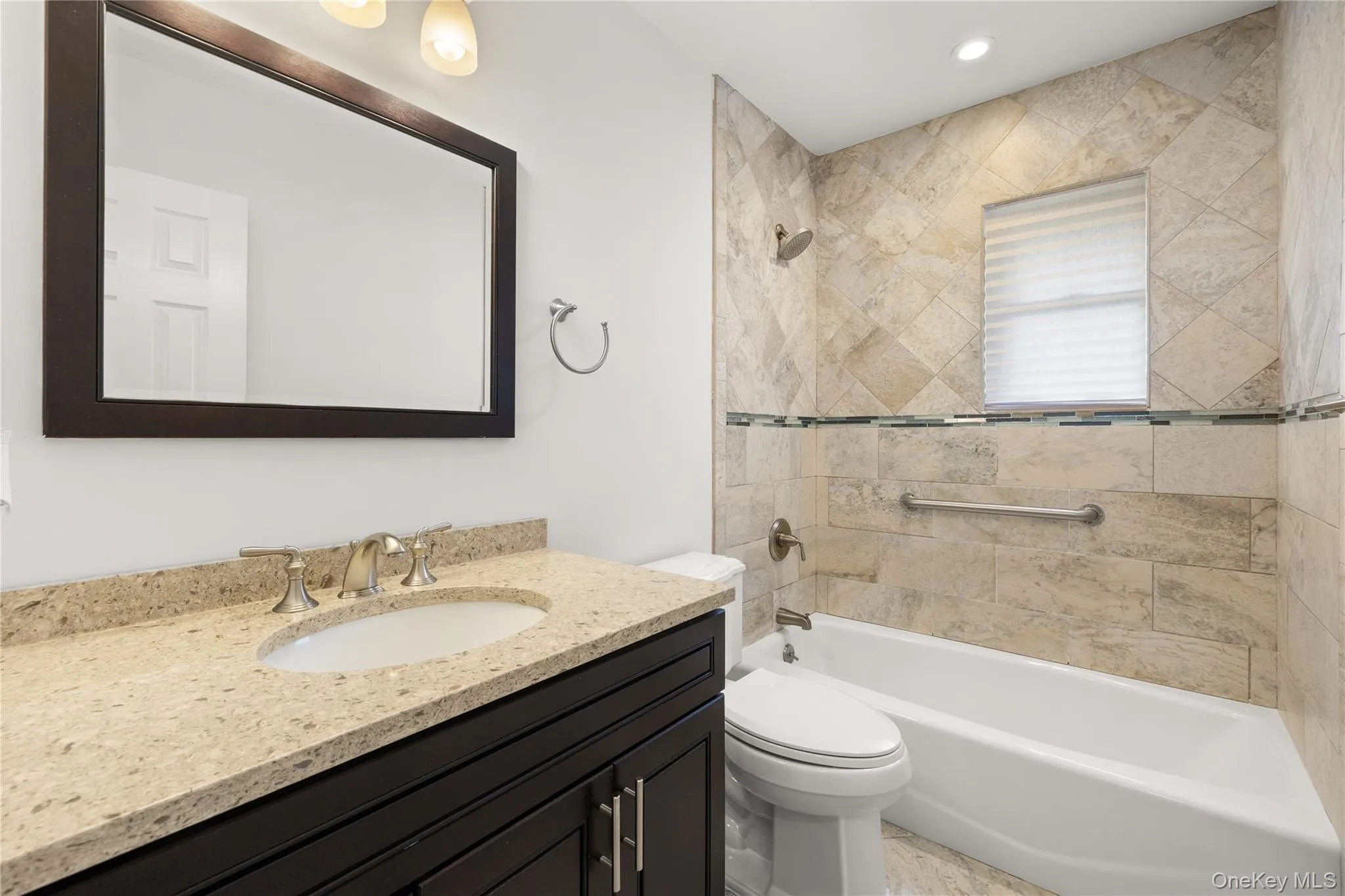 234 Division Avenue, Oyster Bay, NY, 4 Bedrooms Bedrooms, 7 Rooms Rooms,1 BathroomBathrooms,Residential,For Rent,Division,0,1052714 234 Division Avenue, Oyster Bay, NY, 4 Bedrooms Bedrooms, 7 Rooms Rooms,1 BathroomBathrooms,Residential,For Rent,Division,0,1052714