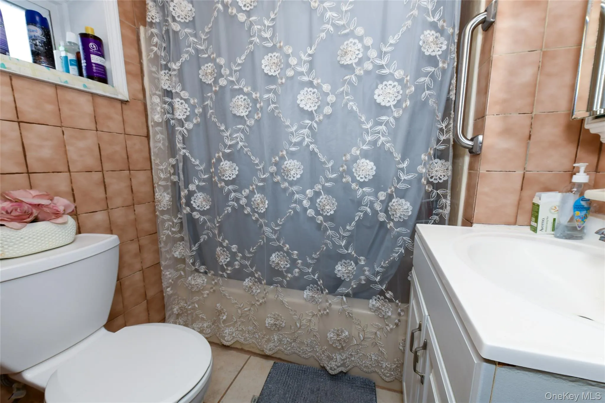 106-12 96th Street, New York, NY, 3 Bedrooms Bedrooms, 9 Rooms Rooms,2 BathroomsBathrooms,Residential,For Rent,96th,0,1052722 106-12 96th Street, New York, NY, 3 Bedrooms Bedrooms, 9 Rooms Rooms,2 BathroomsBathrooms,Residential,For Rent,96th,0,1052722