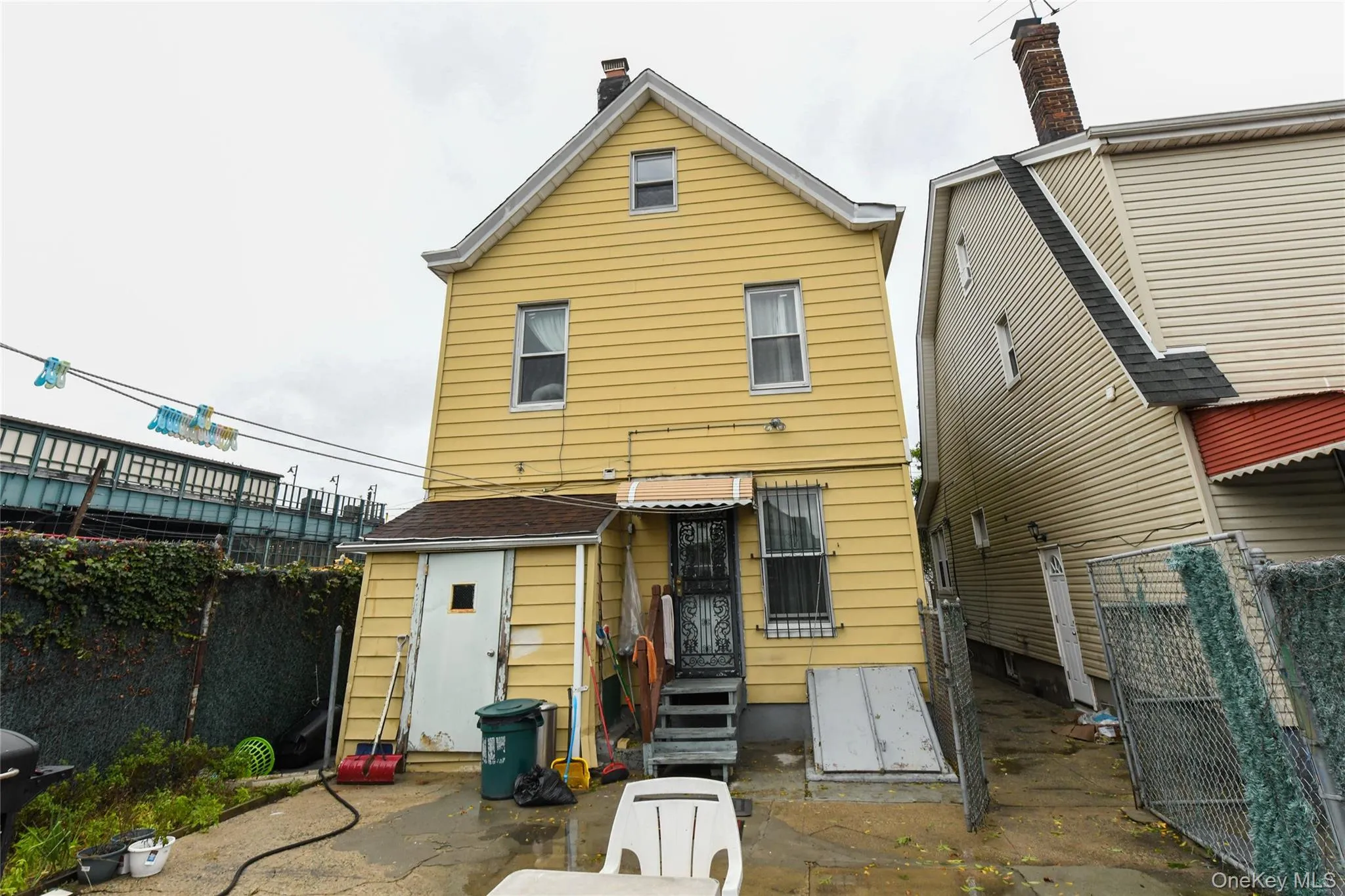 106-12 96th Street, New York, NY, 3 Bedrooms Bedrooms, 9 Rooms Rooms,2 BathroomsBathrooms,Residential,For Rent,96th,0,1052722 106-12 96th Street, New York, NY, 3 Bedrooms Bedrooms, 9 Rooms Rooms,2 BathroomsBathrooms,Residential,For Rent,96th,0,1052722