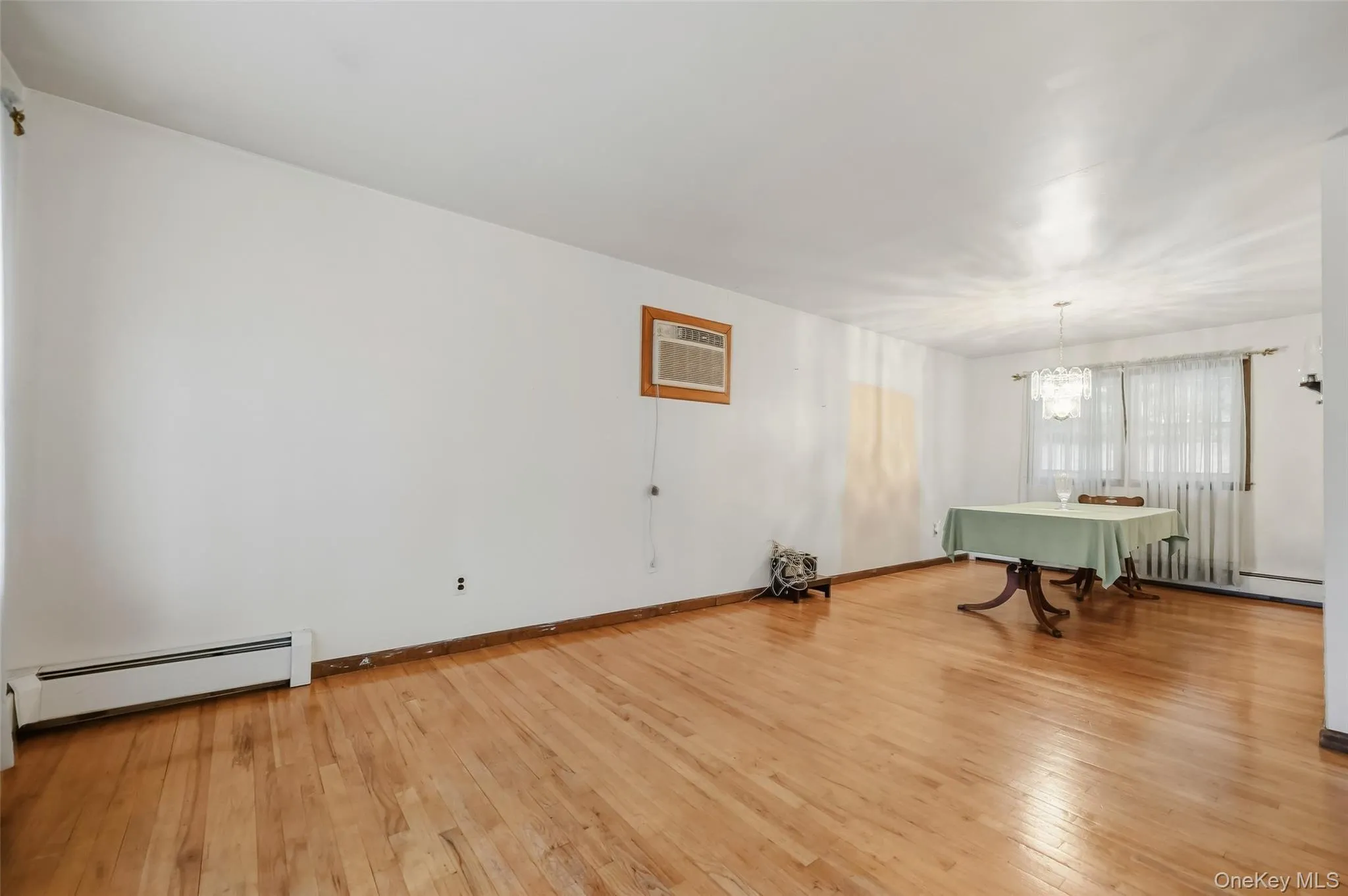 55 Orange Terrace, Middletown, NY, 3 Bedrooms Bedrooms, 5 Rooms Rooms,1 BathroomBathrooms,Residential,For Rent,Orange,0,1052724 55 Orange Terrace, Middletown, NY, 3 Bedrooms Bedrooms, 5 Rooms Rooms,1 BathroomBathrooms,Residential,For Rent,Orange,0,1052724