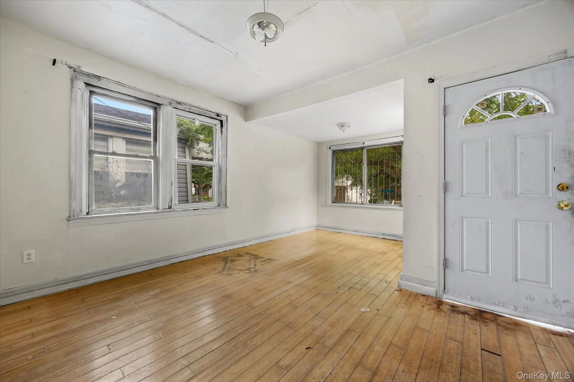155-41 116th Drive, New York, NY, 3 Bedrooms Bedrooms, 4 Rooms Rooms,3 BathroomsBathrooms,Residential,For Rent,116th,0,1052725 155-41 116th Drive, New York, NY, 3 Bedrooms Bedrooms, 4 Rooms Rooms,3 BathroomsBathrooms,Residential,For Rent,116th,0,1052725