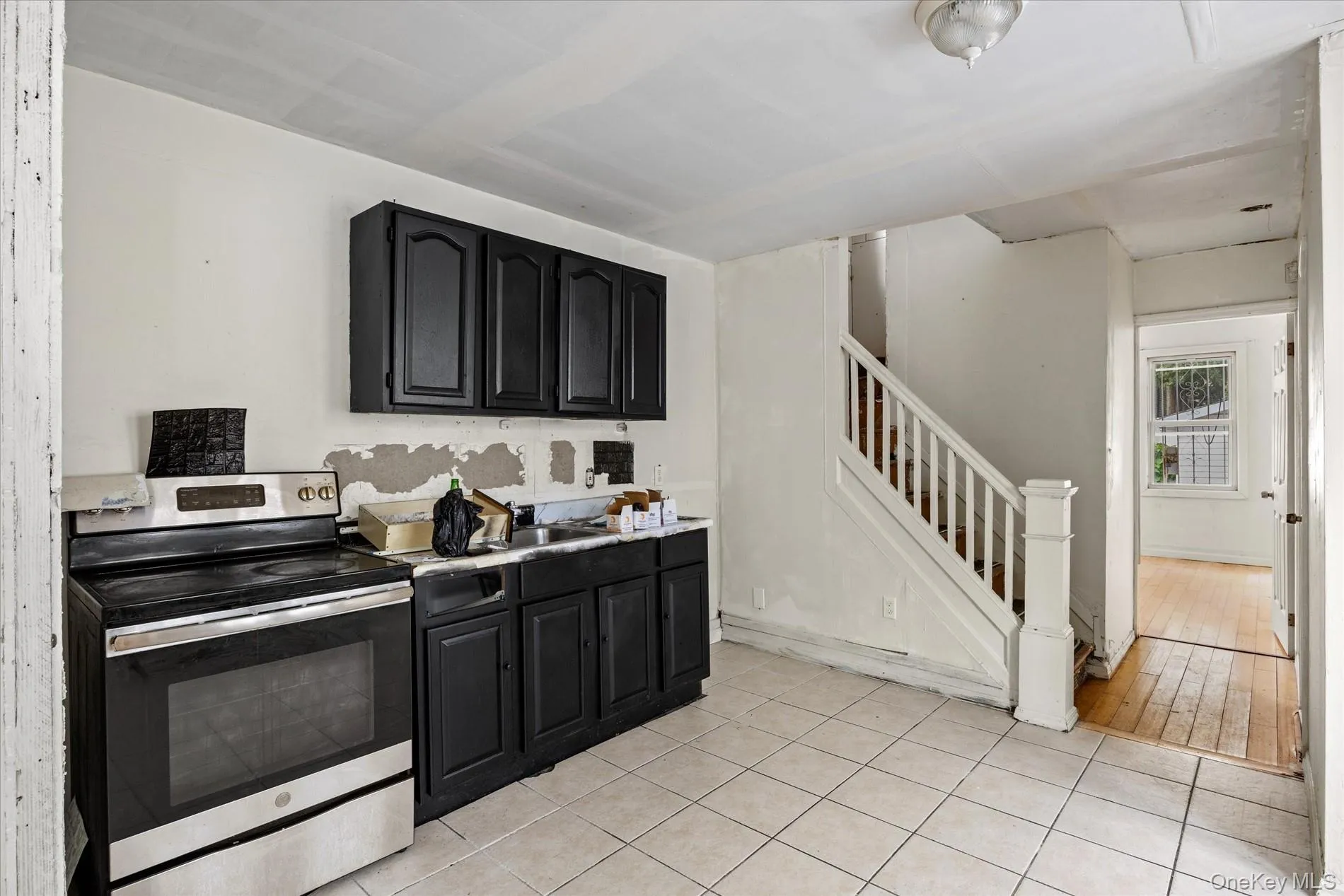 155-41 116th Drive, New York, NY, 3 Bedrooms Bedrooms, 4 Rooms Rooms,3 BathroomsBathrooms,Residential,For Rent,116th,0,1052725 155-41 116th Drive, New York, NY, 3 Bedrooms Bedrooms, 4 Rooms Rooms,3 BathroomsBathrooms,Residential,For Rent,116th,0,1052725
