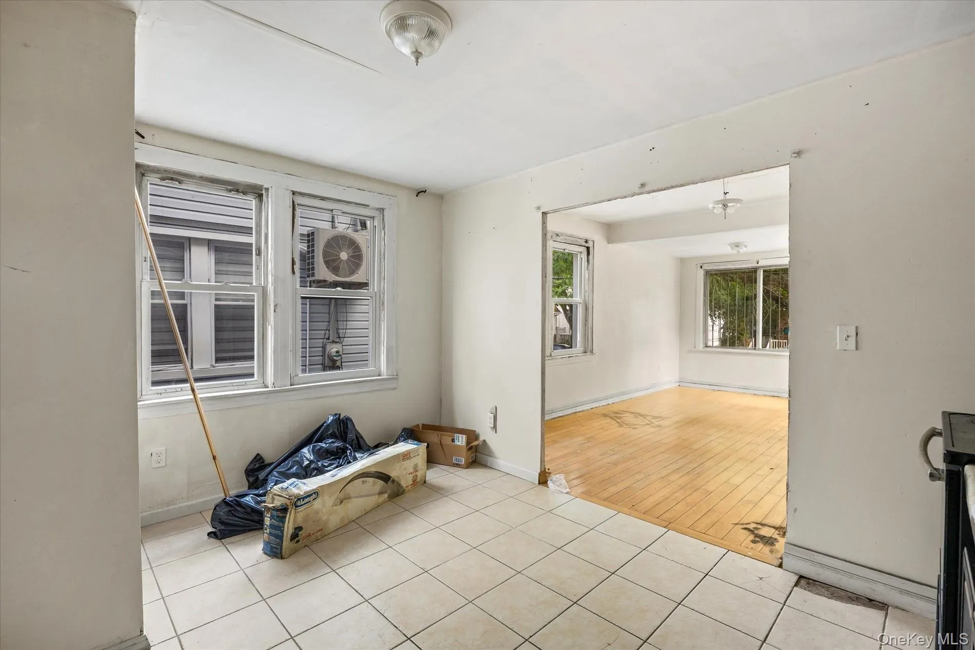 155-41 116th Drive, New York, NY, 3 Bedrooms Bedrooms, 4 Rooms Rooms,3 BathroomsBathrooms,Residential,For Rent,116th,0,1052725 155-41 116th Drive, New York, NY, 3 Bedrooms Bedrooms, 4 Rooms Rooms,3 BathroomsBathrooms,Residential,For Rent,116th,0,1052725