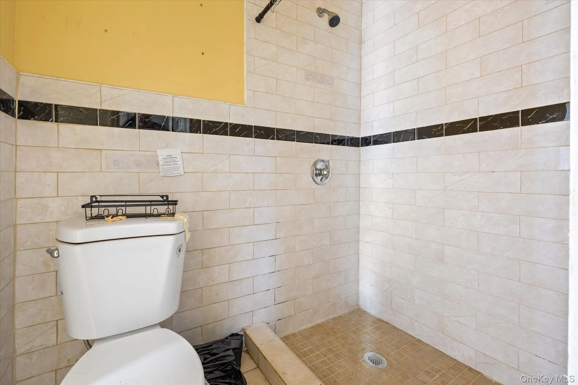 155-41 116th Drive, New York, NY, 3 Bedrooms Bedrooms, 4 Rooms Rooms,3 BathroomsBathrooms,Residential,For Rent,116th,0,1052725 155-41 116th Drive, New York, NY, 3 Bedrooms Bedrooms, 4 Rooms Rooms,3 BathroomsBathrooms,Residential,For Rent,116th,0,1052725