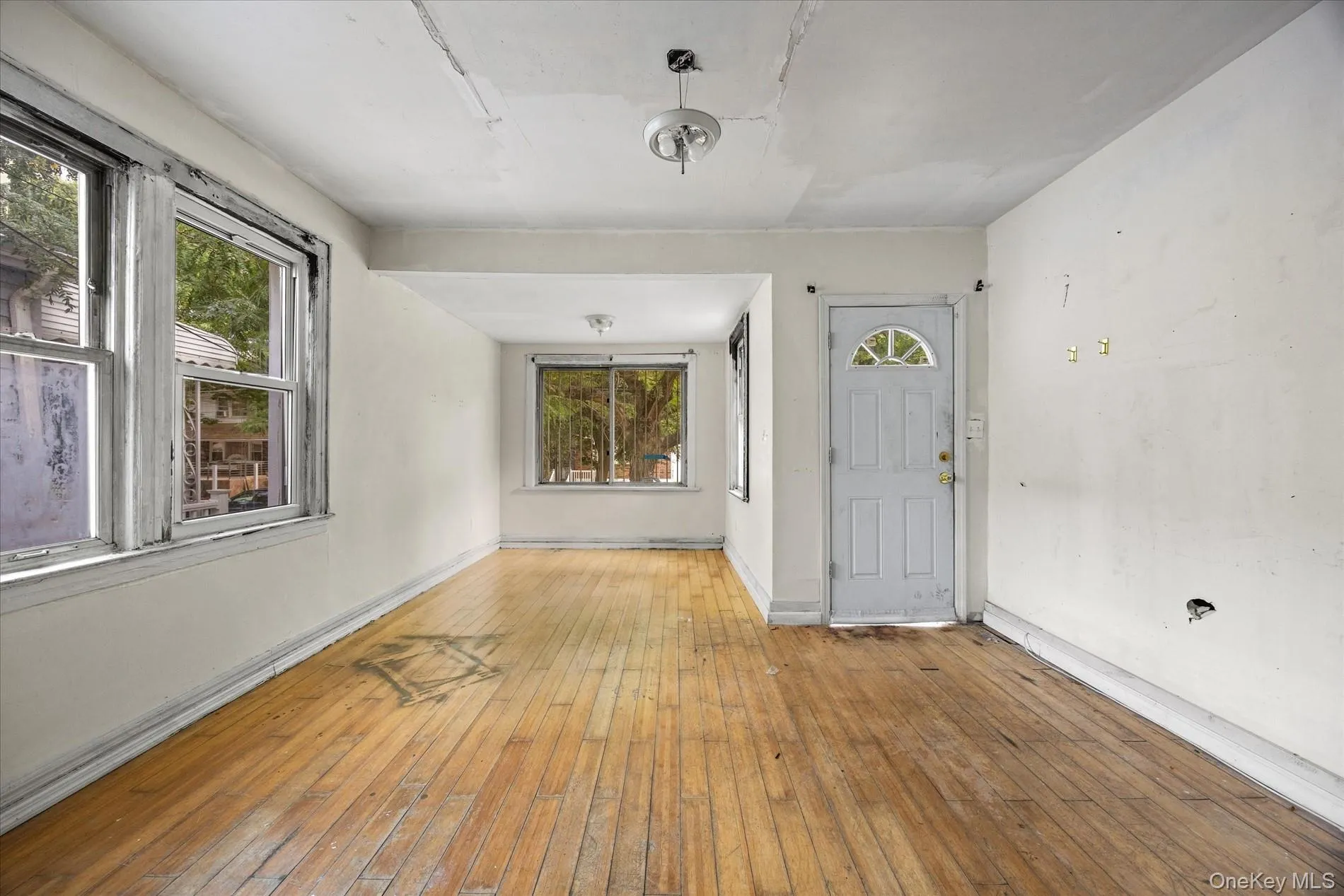 155-41 116th Drive, New York, NY, 3 Bedrooms Bedrooms, 4 Rooms Rooms,3 BathroomsBathrooms,Residential,For Rent,116th,0,1052725 155-41 116th Drive, New York, NY, 3 Bedrooms Bedrooms, 4 Rooms Rooms,3 BathroomsBathrooms,Residential,For Rent,116th,0,1052725