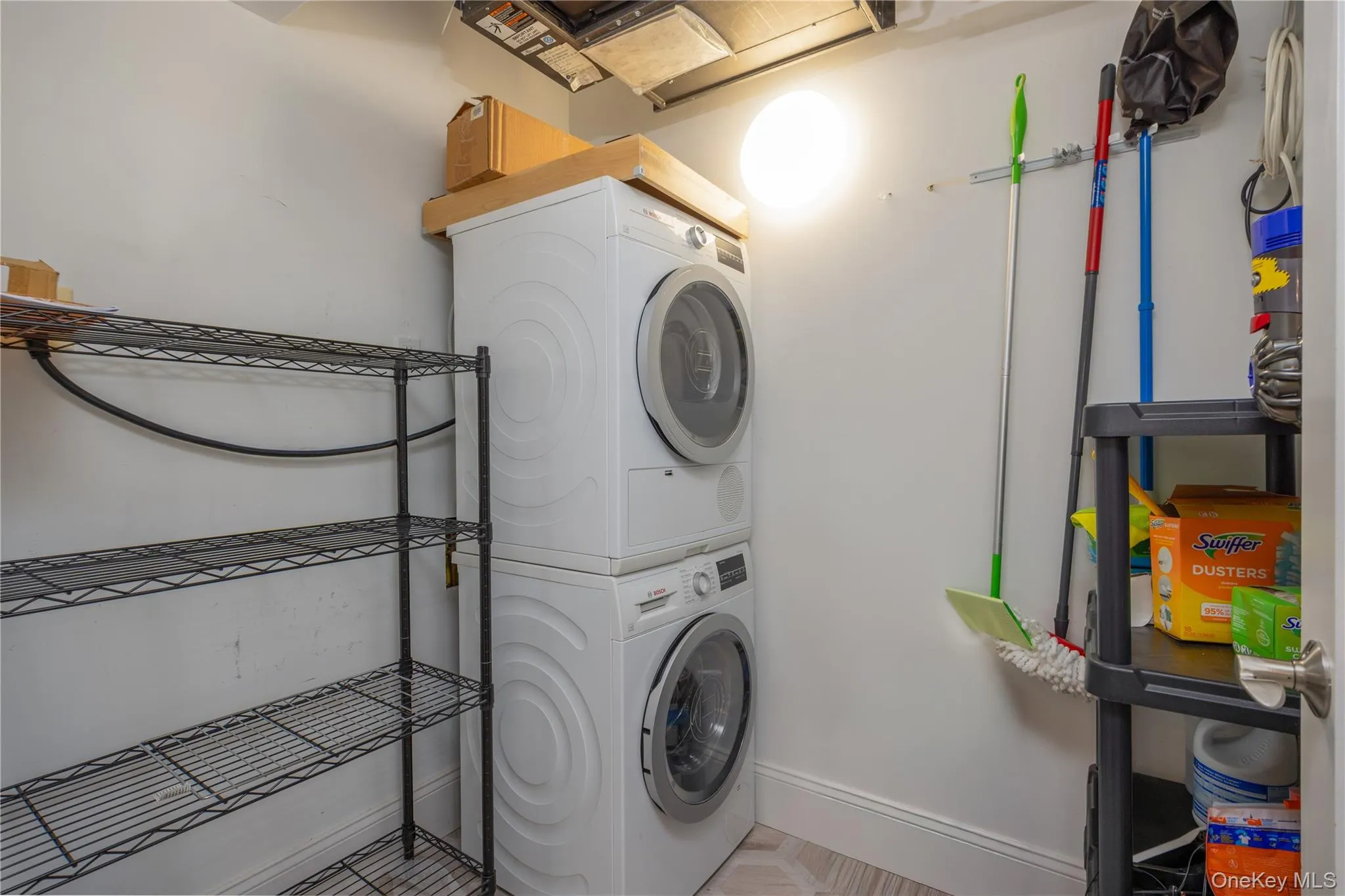 113 Harbor Cove, Orangetown, NY, 1 Bedroom Bedrooms, 5 Rooms Rooms,1 BathroomBathrooms,Residential,For Rent,Harbor,0,1052726 113 Harbor Cove, Orangetown, NY, 1 Bedroom Bedrooms, 5 Rooms Rooms,1 BathroomBathrooms,Residential,For Rent,Harbor,0,1052726