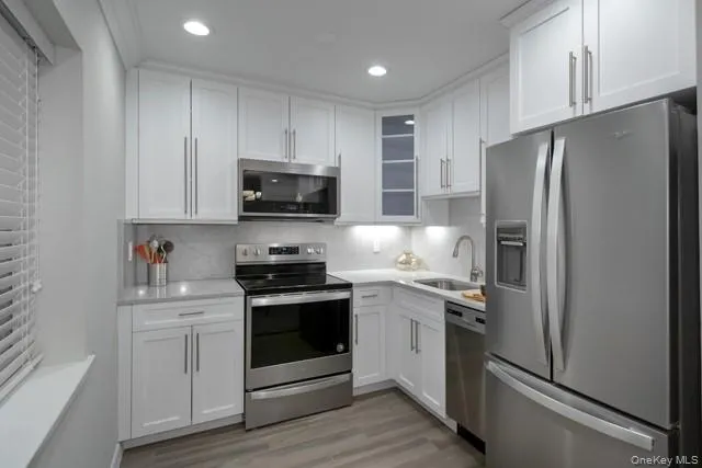 61 Old Oak Lane, Hempstead, NY, 2 Bedroom Bedrooms, 5 Room Rooms,1 BathroomBathrooms,Residential Lease,For Rent,Old Oak,0,1052734 61 Old Oak Lane, Hempstead, NY, 2 Bedroom Bedrooms, 5 Room Rooms,1 BathroomBathrooms,Residential Lease,For Rent,Old Oak,0,1052734