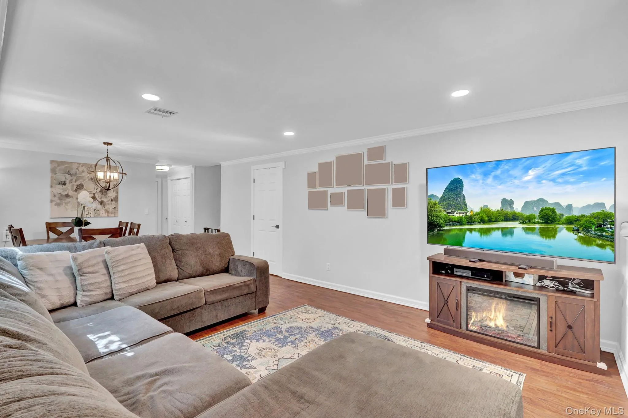 719 Glenridge Lane, Huntington, NY, 4 Bedrooms Bedrooms, 8 Rooms Rooms,2 BathroomsBathrooms,Residential,For Rent,Glenridge,0,1052736 719 Glenridge Lane, Huntington, NY, 4 Bedrooms Bedrooms, 8 Rooms Rooms,2 BathroomsBathrooms,Residential,For Rent,Glenridge,0,1052736