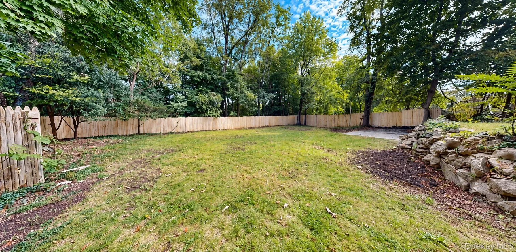 24 Edinburgh Road, Wallkill, NY, 4 Bedrooms Bedrooms, 7 Rooms Rooms,2 BathroomsBathrooms,Residential,For Rent,Edinburgh,0,1052738 24 Edinburgh Road, Wallkill, NY, 4 Bedrooms Bedrooms, 7 Rooms Rooms,2 BathroomsBathrooms,Residential,For Rent,Edinburgh,0,1052738