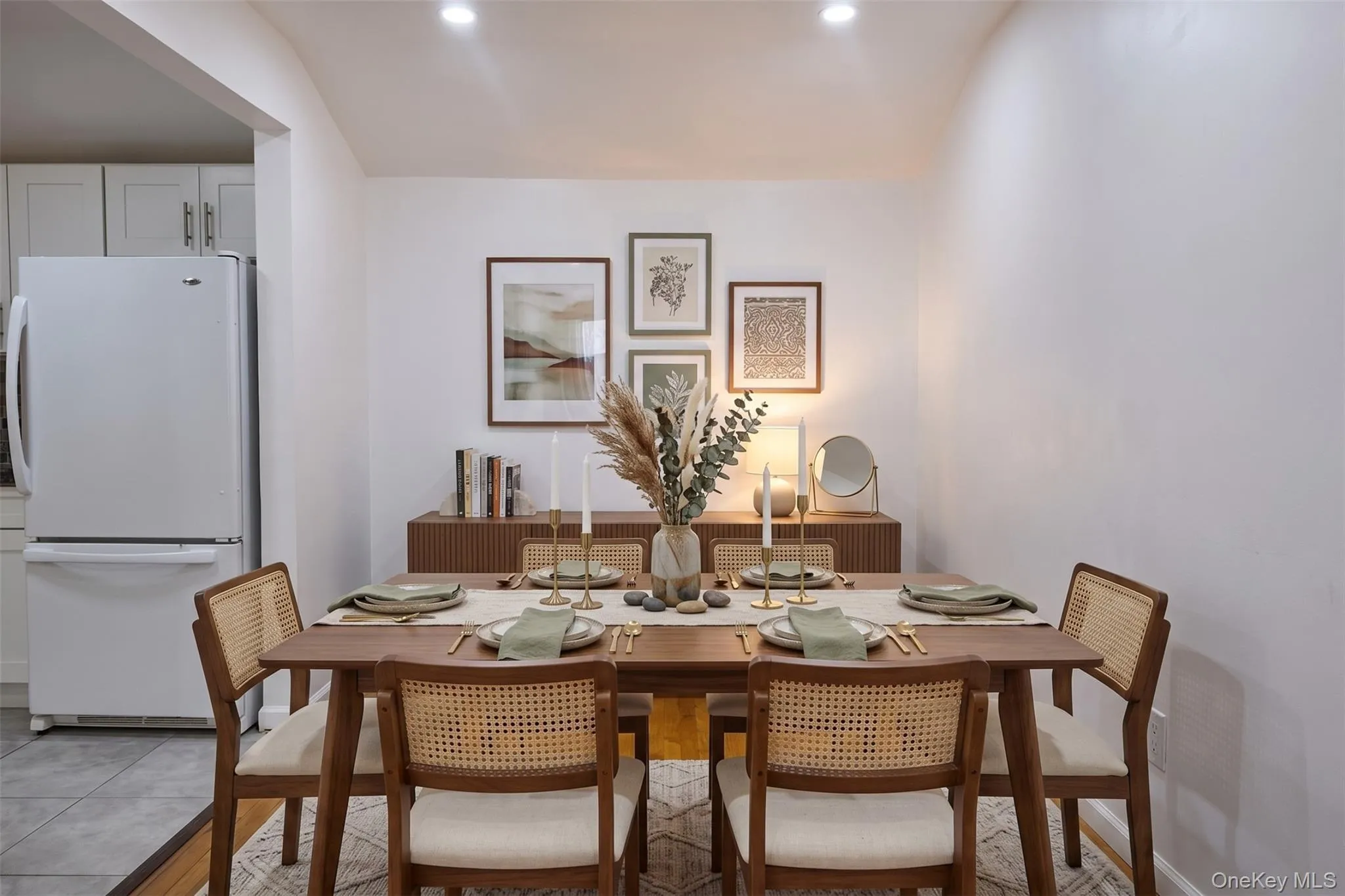13930 Laurelton Parkway, New York, NY, 3 Bedrooms Bedrooms, 5 Rooms Rooms,1 BathroomBathrooms,Residential Lease,For Rent,Laurelton,0,1052740 13930 Laurelton Parkway, New York, NY, 3 Bedrooms Bedrooms, 5 Rooms Rooms,1 BathroomBathrooms,Residential Lease,For Rent,Laurelton,0,1052740