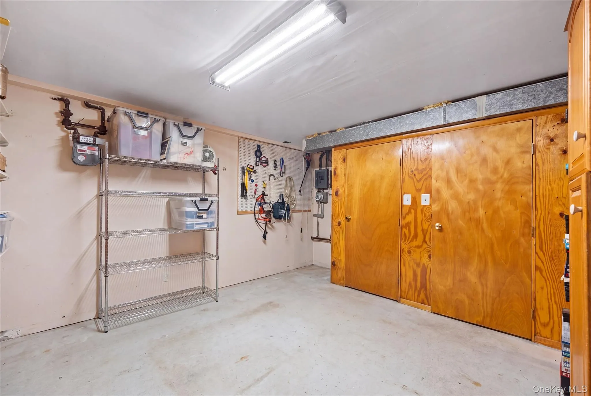548 Bolton Avenue, New York, NY, 3 Bedrooms Bedrooms, 6 Rooms Rooms,2 BathroomsBathrooms,Residential,For Rent,Bolton,0,1052751 548 Bolton Avenue, New York, NY, 3 Bedrooms Bedrooms, 6 Rooms Rooms,2 BathroomsBathrooms,Residential,For Rent,Bolton,0,1052751