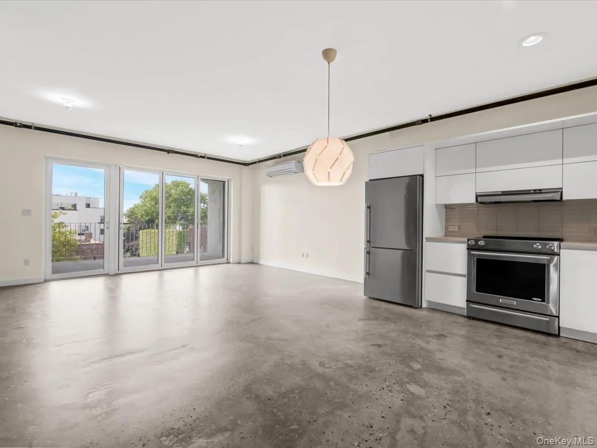 651 New York Avenue, New York, NY, 1 Bedroom Bedrooms, 3 Rooms Rooms,1 BathroomBathrooms,Residential,For Rent,New York,0,1052752 651 New York Avenue, New York, NY, 1 Bedroom Bedrooms, 3 Rooms Rooms,1 BathroomBathrooms,Residential,For Rent,New York,0,1052752