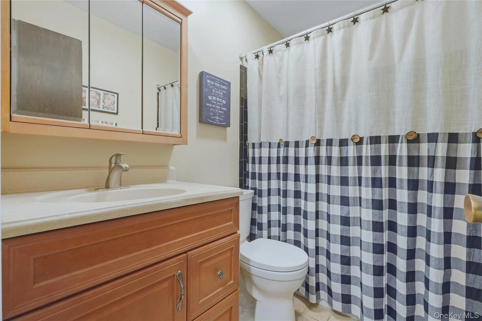 38 Genesee Avenue, Ulster, NY, 3 Bedrooms Bedrooms, 10 Rooms Rooms,2 BathroomsBathrooms,Residential,For Rent,Genesee,0,1052757 38 Genesee Avenue, Ulster, NY, 3 Bedrooms Bedrooms, 10 Rooms Rooms,2 BathroomsBathrooms,Residential,For Rent,Genesee,0,1052757