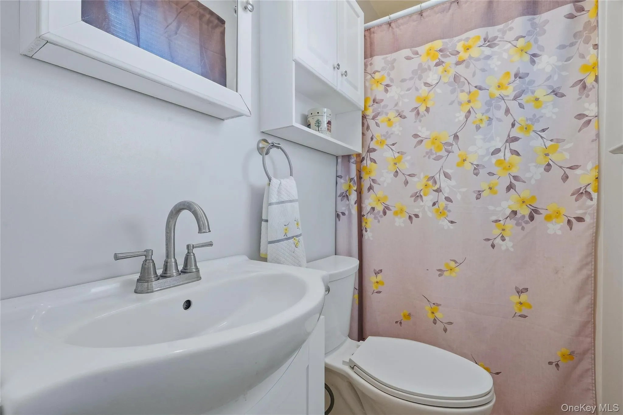 38 Genesee Avenue, Ulster, NY, 3 Bedrooms Bedrooms, 10 Rooms Rooms,2 BathroomsBathrooms,Residential,For Rent,Genesee,0,1052757 38 Genesee Avenue, Ulster, NY, 3 Bedrooms Bedrooms, 10 Rooms Rooms,2 BathroomsBathrooms,Residential,For Rent,Genesee,0,1052757