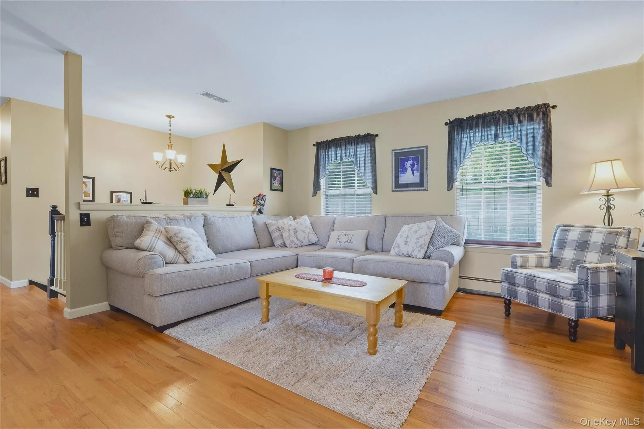 38 Genesee Avenue, Ulster, NY, 3 Bedrooms Bedrooms, 10 Rooms Rooms,2 BathroomsBathrooms,Residential,For Rent,Genesee,0,1052757 38 Genesee Avenue, Ulster, NY, 3 Bedrooms Bedrooms, 10 Rooms Rooms,2 BathroomsBathrooms,Residential,For Rent,Genesee,0,1052757