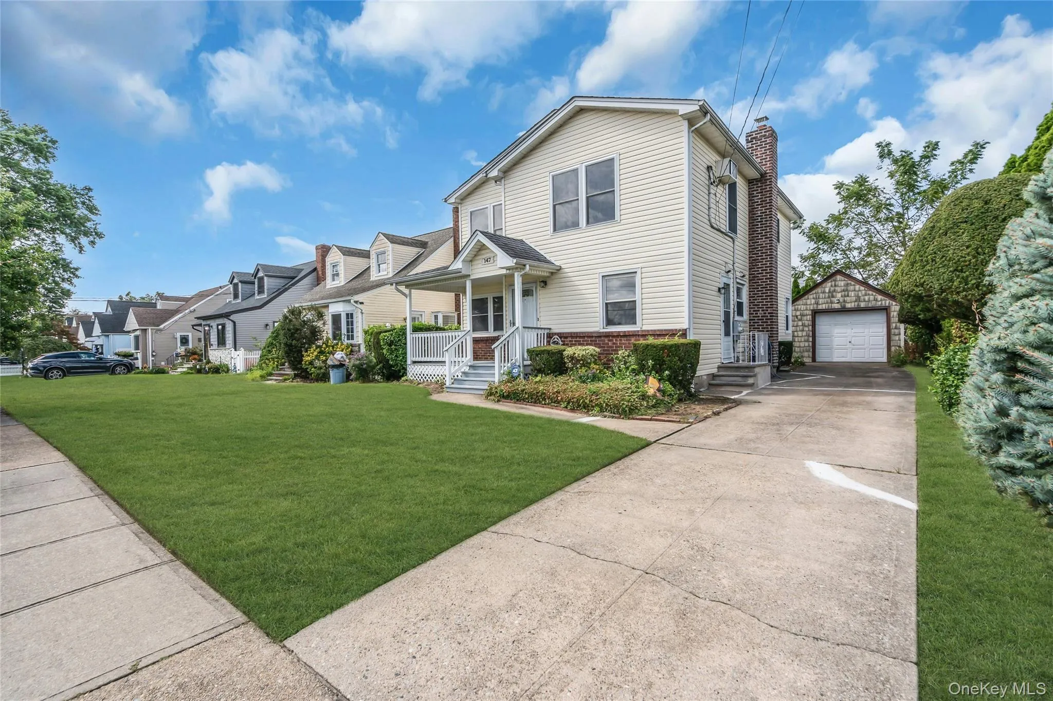 147 Broadway, Hempstead, NY, 4 Bedrooms Bedrooms, 8 Rooms Rooms,3 BathroomsBathrooms,Residential,For Rent,Broadway,0,1052760 147 Broadway, Hempstead, NY, 4 Bedrooms Bedrooms, 8 Rooms Rooms,3 BathroomsBathrooms,Residential,For Rent,Broadway,0,1052760