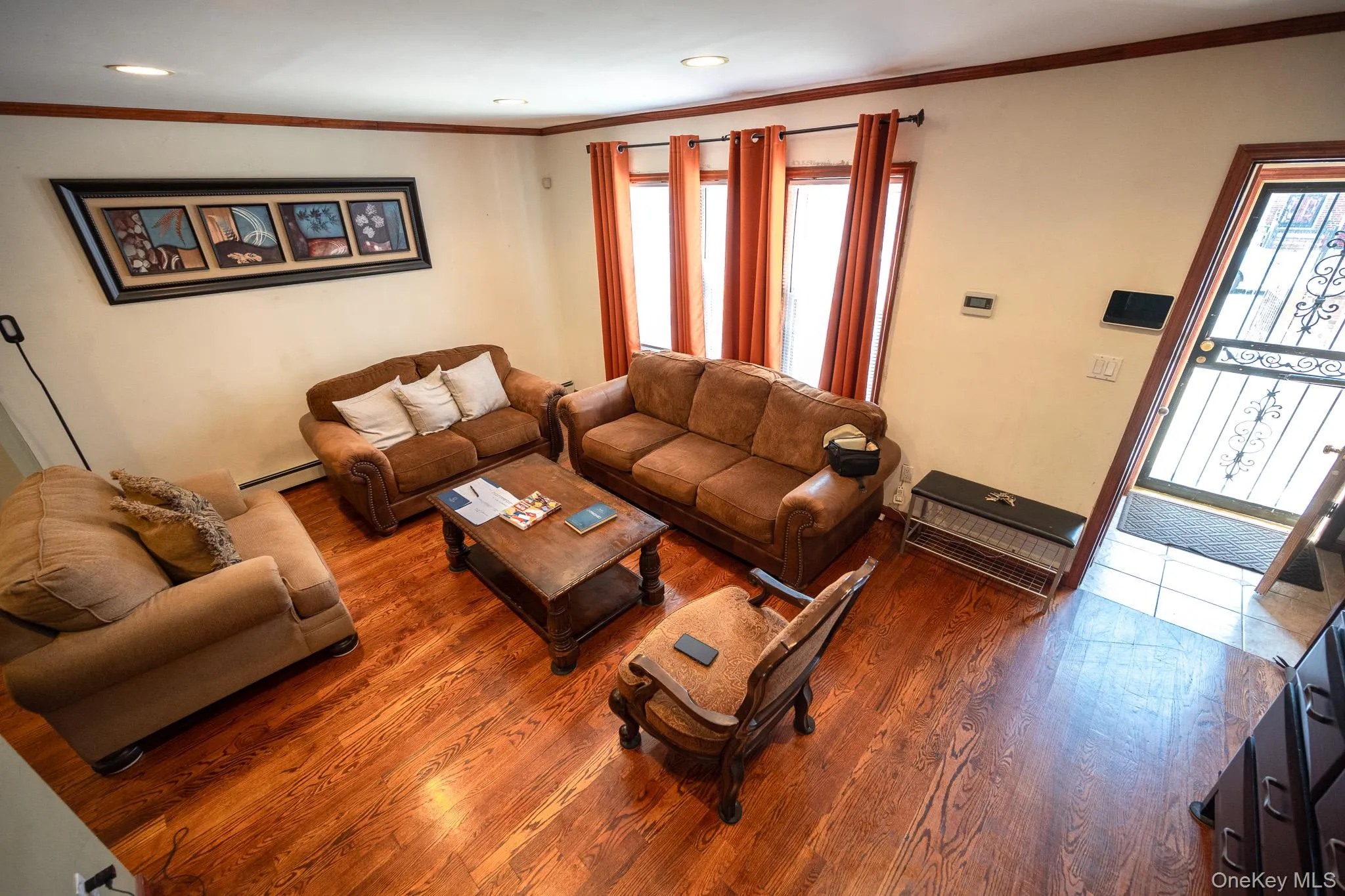 114-45 200th Street, New York, NY, 3 Bedrooms Bedrooms, 7 Rooms Rooms,1 BathroomBathrooms,Residential,For Rent,200th,0,1052772 114-45 200th Street, New York, NY, 3 Bedrooms Bedrooms, 7 Rooms Rooms,1 BathroomBathrooms,Residential,For Rent,200th,0,1052772