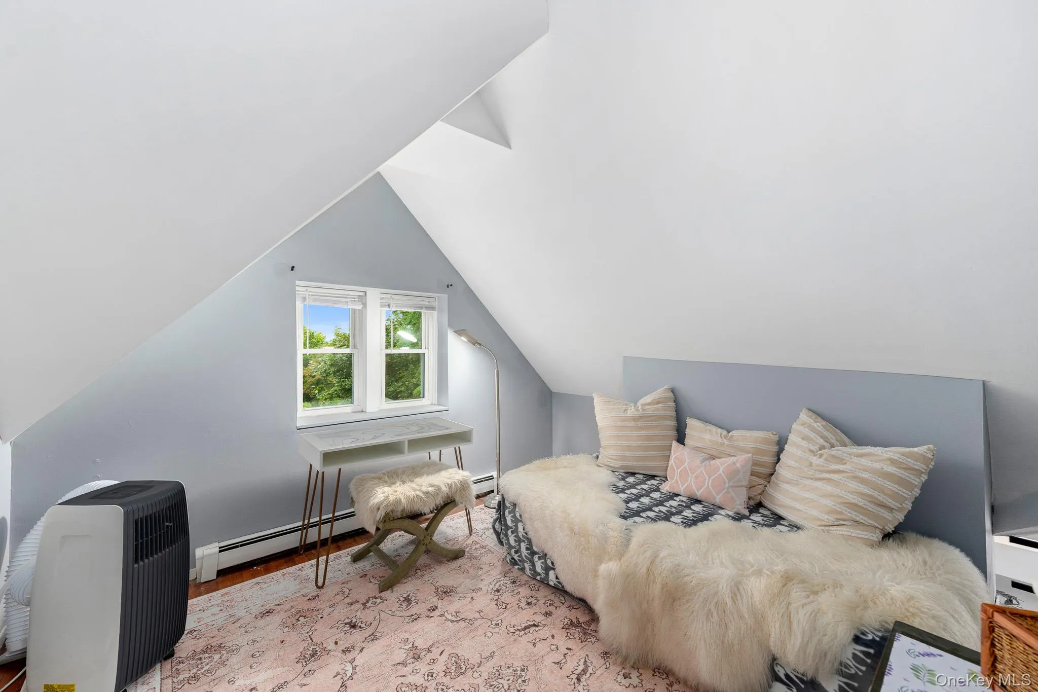 28 S Clover St, Poughkeepsie, NY, 1 Bedroom Bedrooms, 4 Room Rooms,1 BathroomBathrooms,Residential Lease,For Rent,S Clover St,0,1052774 28 S Clover St, Poughkeepsie, NY, 1 Bedroom Bedrooms, 4 Room Rooms,1 BathroomBathrooms,Residential Lease,For Rent,S Clover St,0,1052774