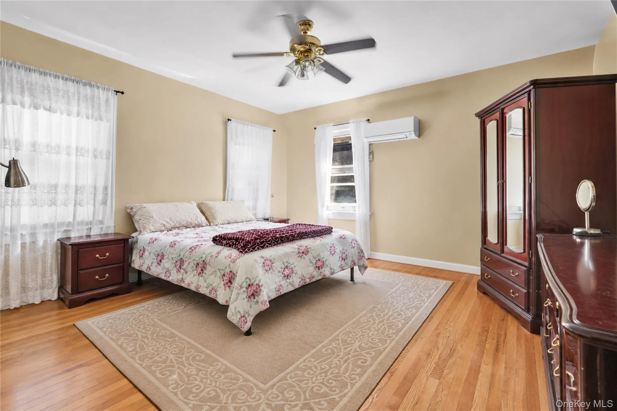 84-42 Charlecote Ridge, New York, NY, 5 Bedrooms Bedrooms, 11 Rooms Rooms,2 BathroomsBathrooms,Residential,For Rent,Charlecote,0,1052788 84-42 Charlecote Ridge, New York, NY, 5 Bedrooms Bedrooms, 11 Rooms Rooms,2 BathroomsBathrooms,Residential,For Rent,Charlecote,0,1052788