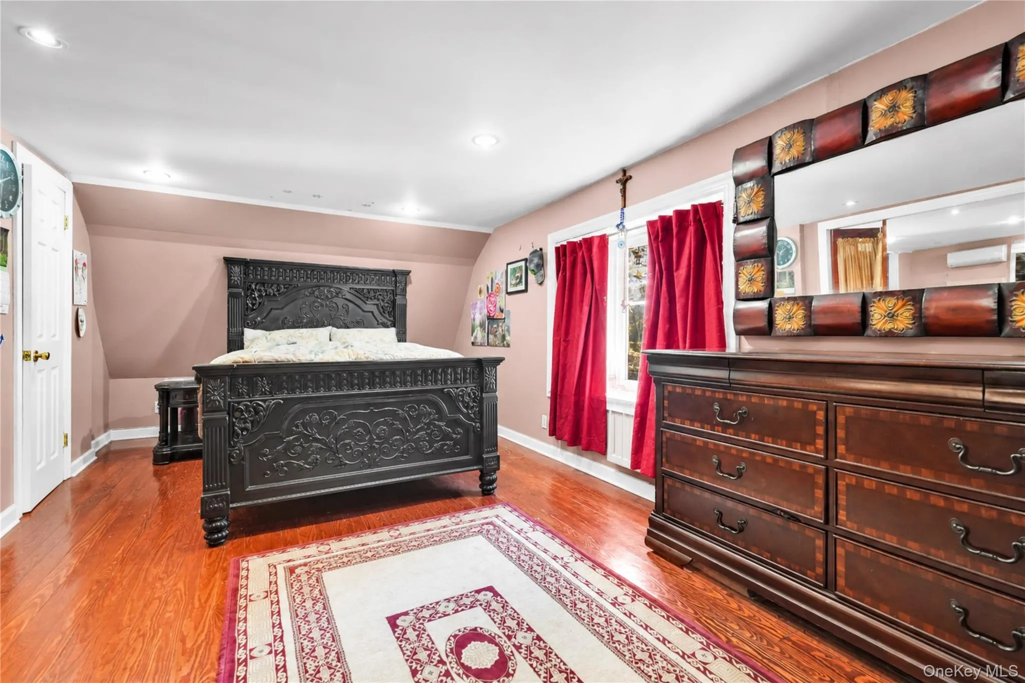84-42 Charlecote Ridge, New York, NY, 5 Bedrooms Bedrooms, 11 Rooms Rooms,2 BathroomsBathrooms,Residential,For Rent,Charlecote,0,1052788 84-42 Charlecote Ridge, New York, NY, 5 Bedrooms Bedrooms, 11 Rooms Rooms,2 BathroomsBathrooms,Residential,For Rent,Charlecote,0,1052788