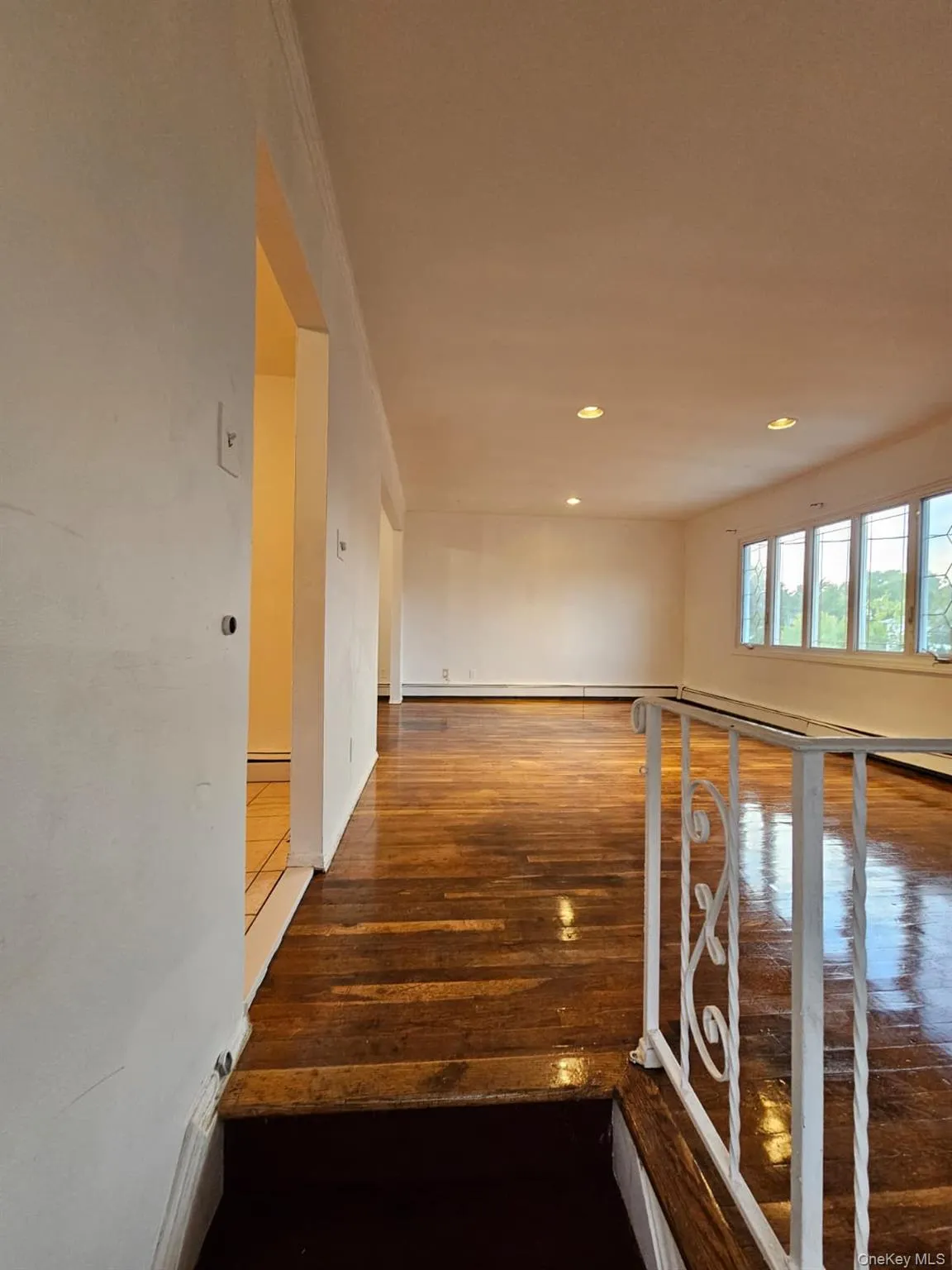 25314 148th Road, New York, NY, 3 Bedrooms Bedrooms, 8 Rooms Rooms,2 BathroomsBathrooms,Residential Lease,For Rent,148th,0,1052790 25314 148th Road, New York, NY, 3 Bedrooms Bedrooms, 8 Rooms Rooms,2 BathroomsBathrooms,Residential Lease,For Rent,148th,0,1052790