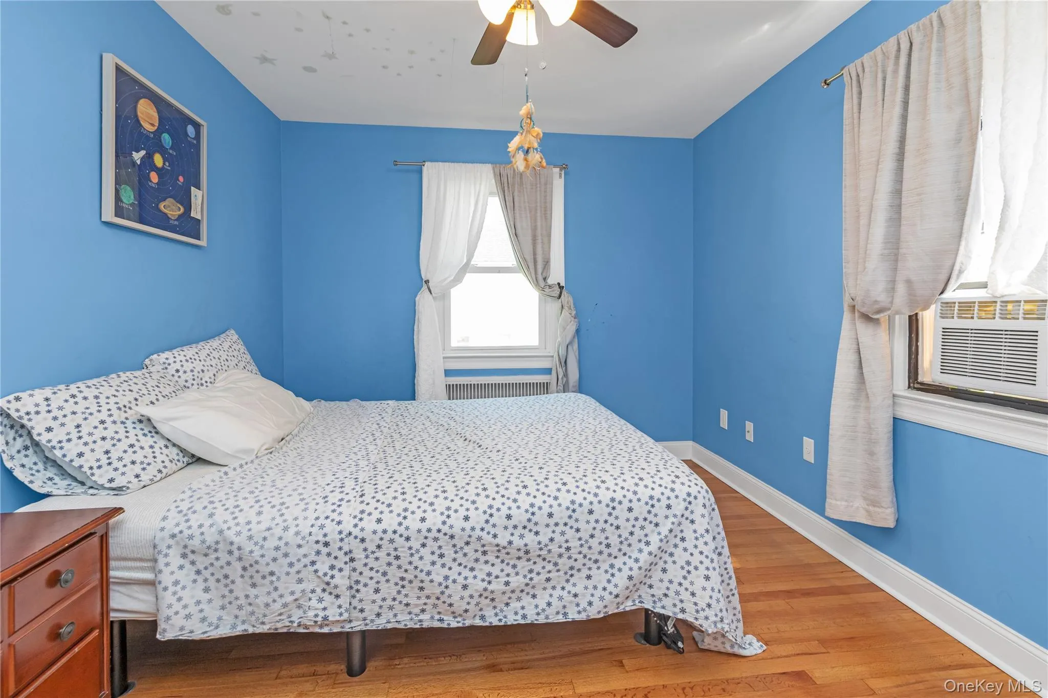 203-15 100th Avenue, New York, NY, 3 Bedrooms Bedrooms, 6 Rooms Rooms,1 BathroomBathrooms,Residential,For Rent,100th,0,1052791 203-15 100th Avenue, New York, NY, 3 Bedrooms Bedrooms, 6 Rooms Rooms,1 BathroomBathrooms,Residential,For Rent,100th,0,1052791