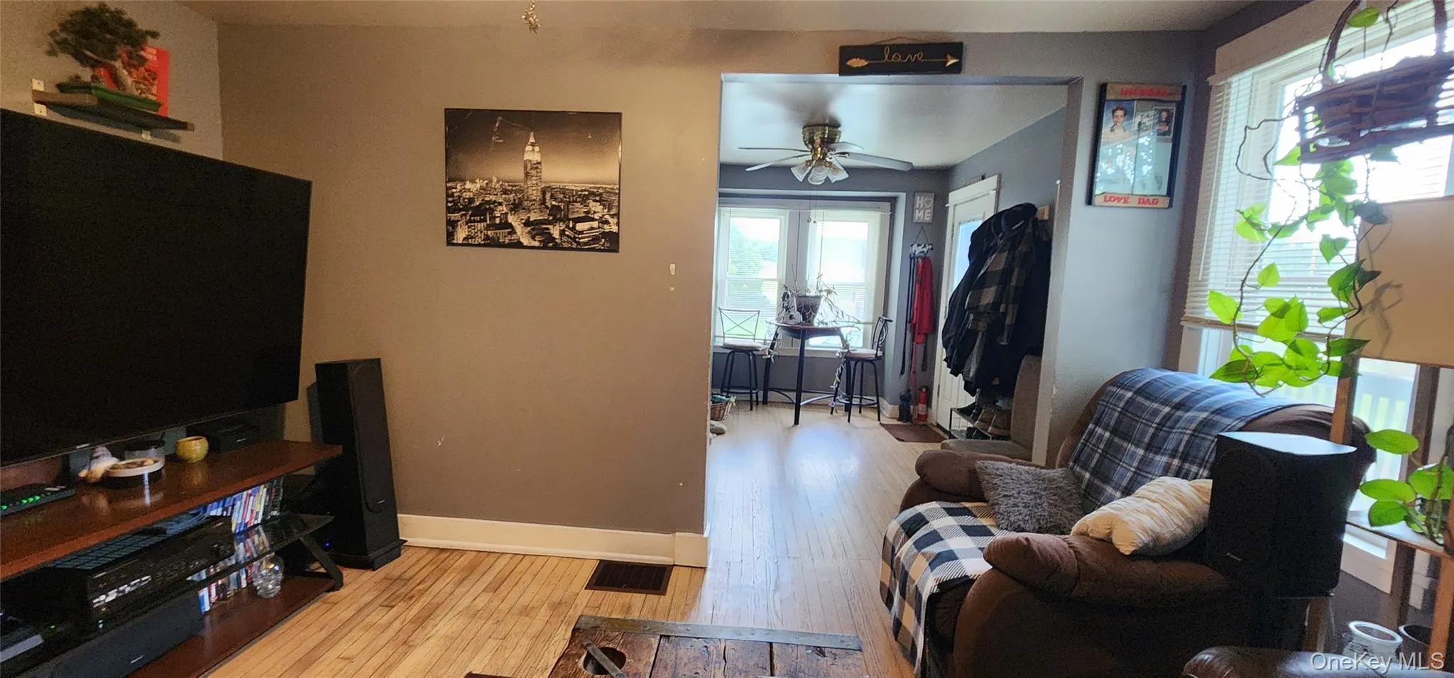 613-615 Salt Point Turnpike, Hyde Park, NY, 2 Bedrooms Bedrooms, 5 Rooms Rooms,1 BathroomBathrooms,Residential,For Rent,Salt Point,0,1052792 613-615 Salt Point Turnpike, Hyde Park, NY, 2 Bedrooms Bedrooms, 5 Rooms Rooms,1 BathroomBathrooms,Residential,For Rent,Salt Point,0,1052792