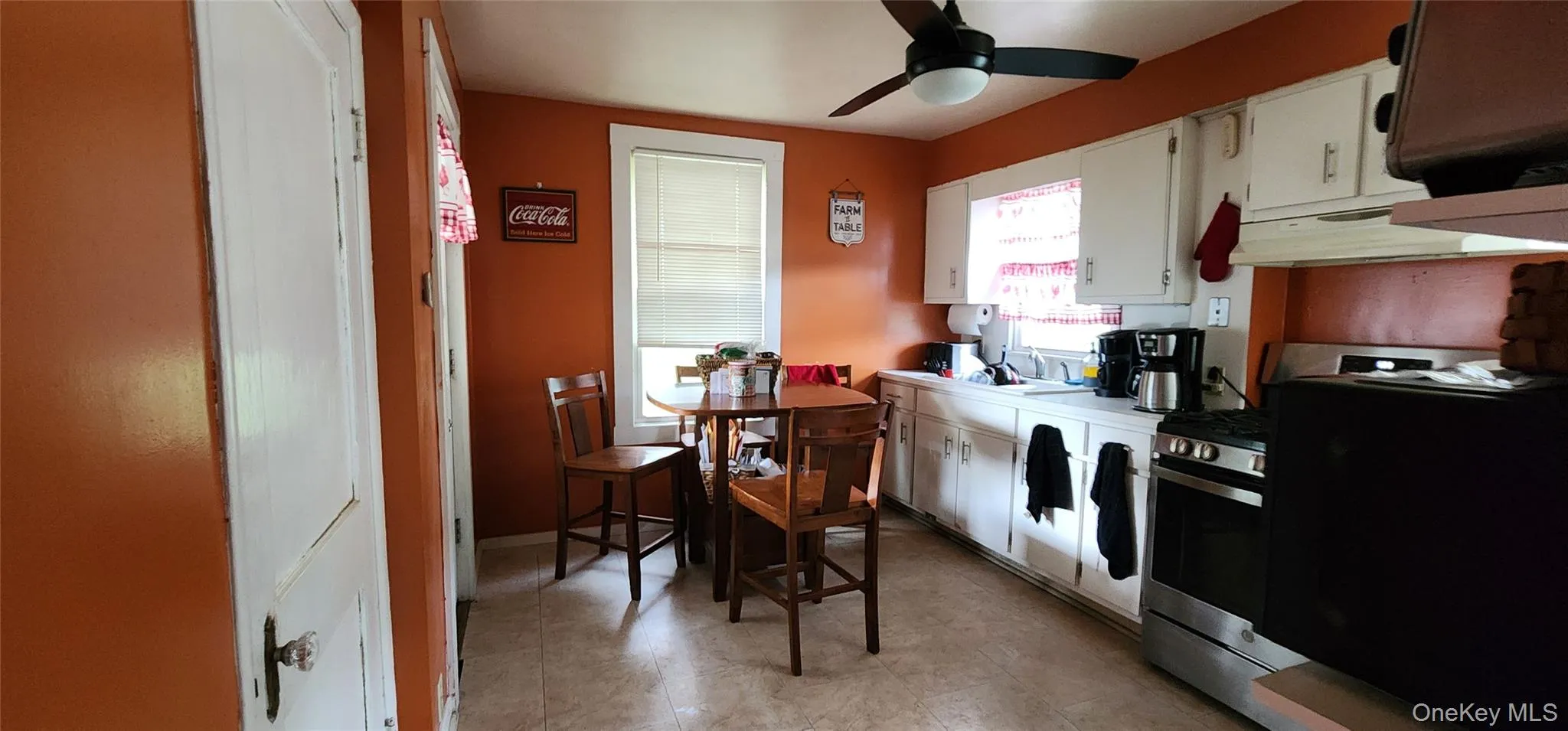 613-615 Salt Point Turnpike, Hyde Park, NY, 2 Bedrooms Bedrooms, 5 Rooms Rooms,1 BathroomBathrooms,Residential,For Rent,Salt Point,0,1052792 613-615 Salt Point Turnpike, Hyde Park, NY, 2 Bedrooms Bedrooms, 5 Rooms Rooms,1 BathroomBathrooms,Residential,For Rent,Salt Point,0,1052792