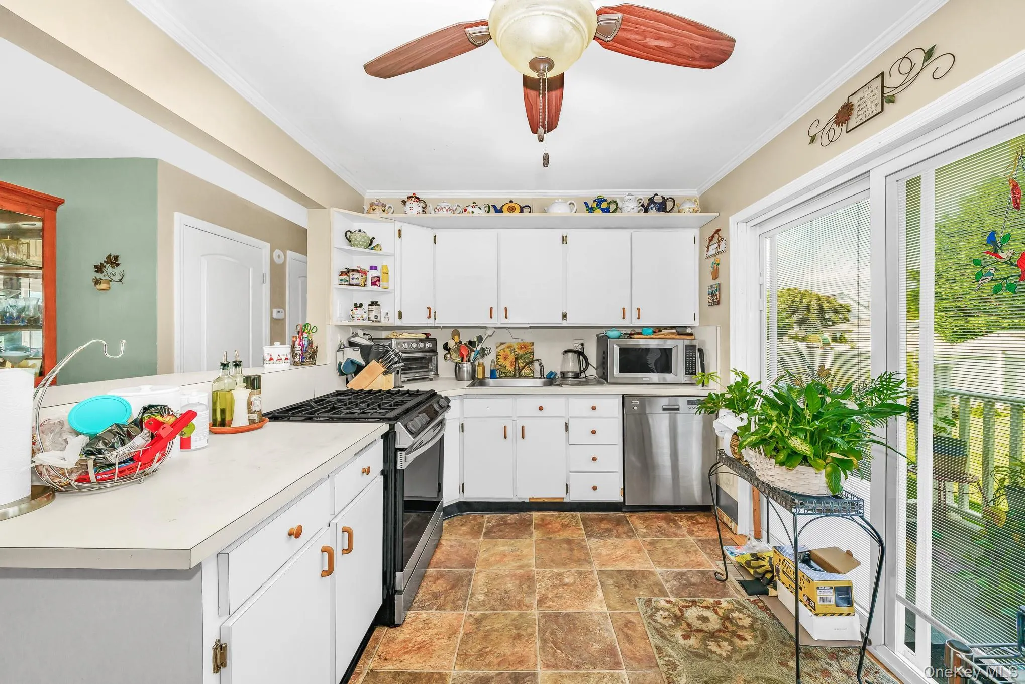 64 Frank Street, Babylon, NY, 3 Bedrooms Bedrooms, 6 Rooms Rooms,1 BathroomBathrooms,Residential,For Rent,Frank,0,1052793 64 Frank Street, Babylon, NY, 3 Bedrooms Bedrooms, 6 Rooms Rooms,1 BathroomBathrooms,Residential,For Rent,Frank,0,1052793