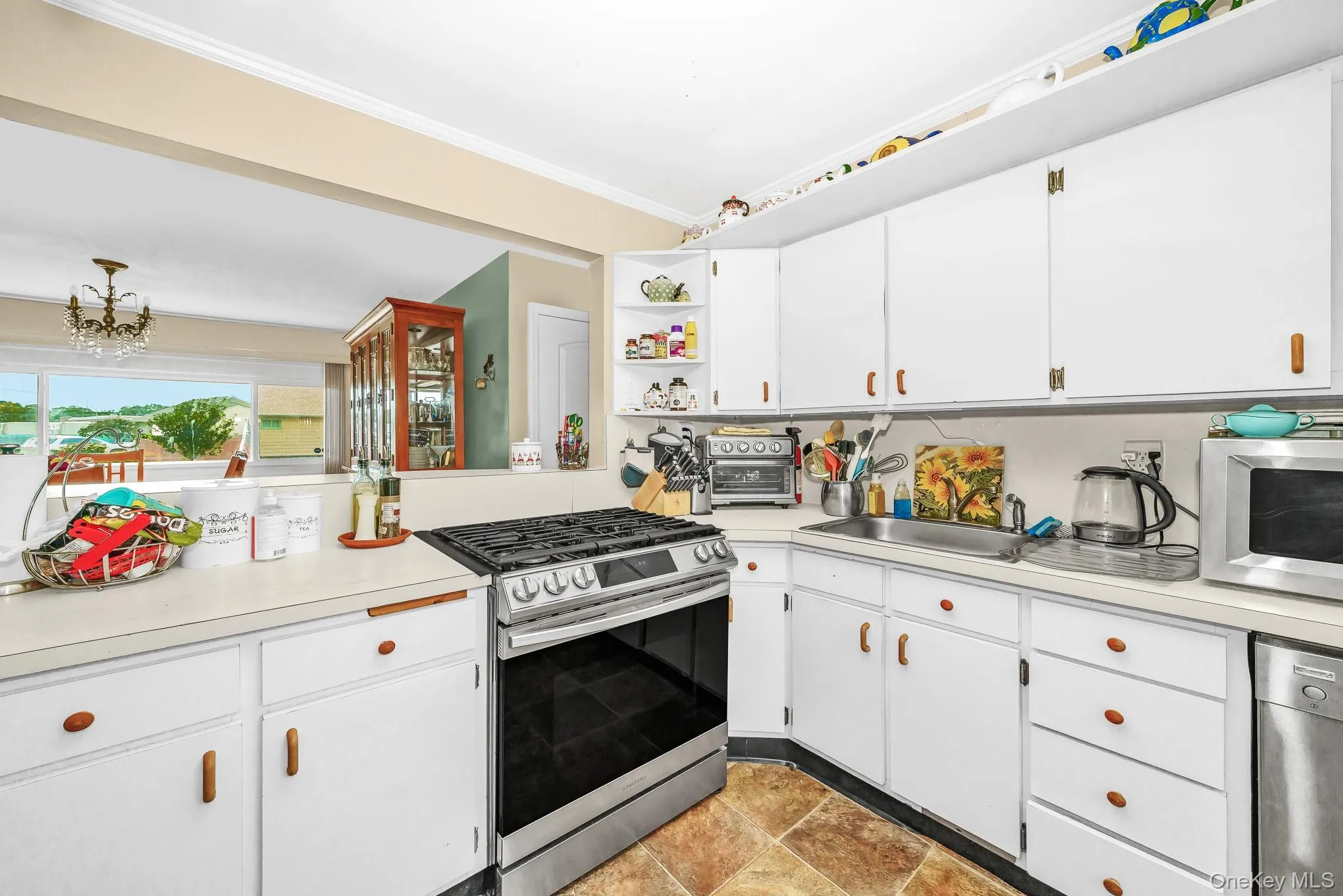 64 Frank Street, Babylon, NY, 3 Bedrooms Bedrooms, 6 Rooms Rooms,1 BathroomBathrooms,Residential,For Rent,Frank,0,1052793 64 Frank Street, Babylon, NY, 3 Bedrooms Bedrooms, 6 Rooms Rooms,1 BathroomBathrooms,Residential,For Rent,Frank,0,1052793