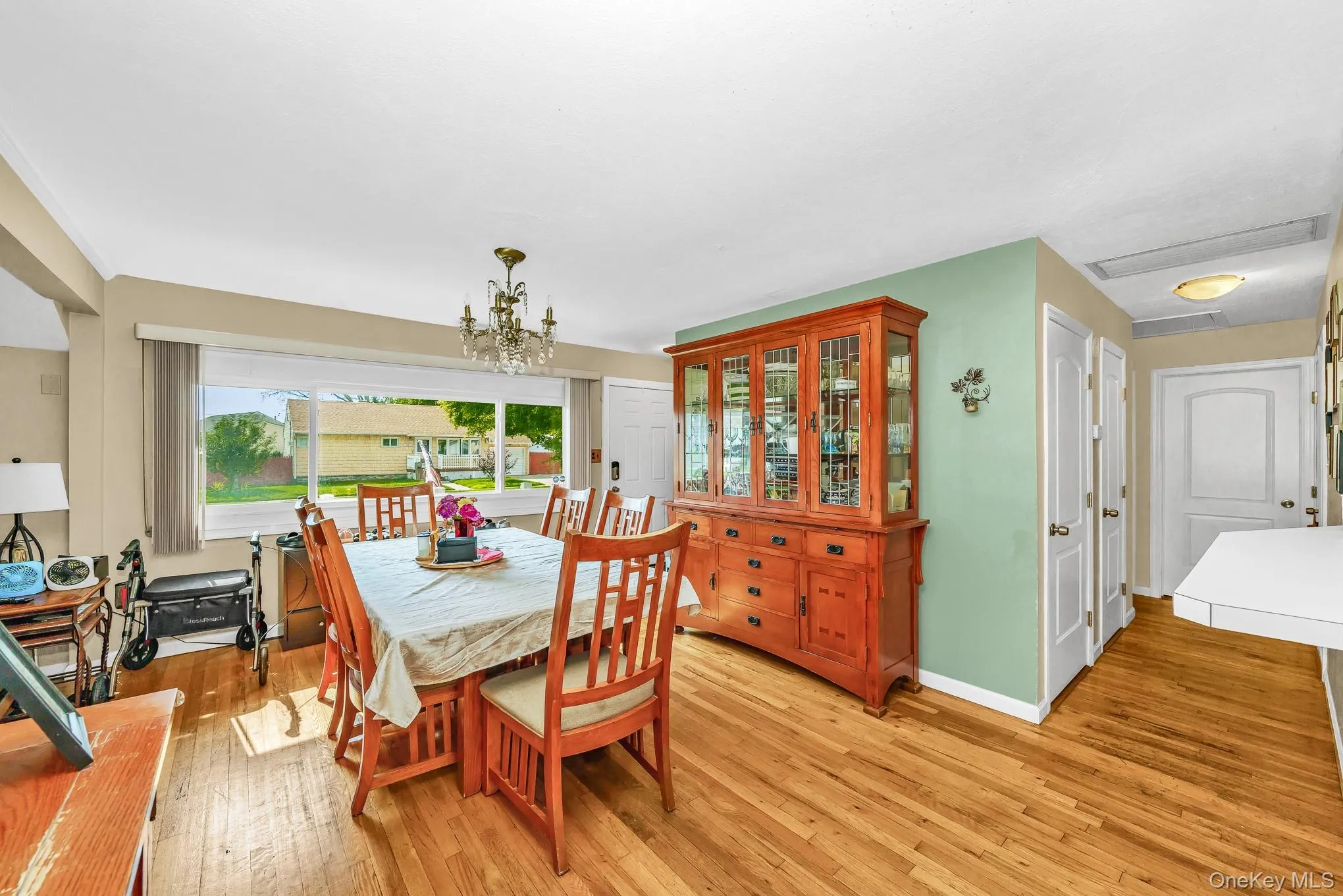 64 Frank Street, Babylon, NY, 3 Bedrooms Bedrooms, 6 Rooms Rooms,1 BathroomBathrooms,Residential,For Rent,Frank,0,1052793 64 Frank Street, Babylon, NY, 3 Bedrooms Bedrooms, 6 Rooms Rooms,1 BathroomBathrooms,Residential,For Rent,Frank,0,1052793