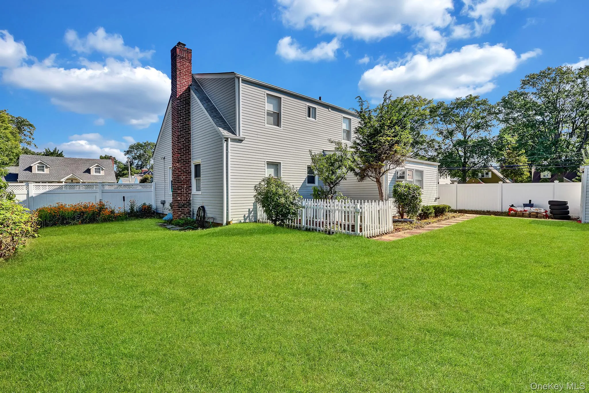 6 Manchester Street, North Hempstead, NY, 3 Bedrooms Bedrooms, 9 Rooms Rooms,2 BathroomsBathrooms,Residential,For Rent,Manchester,0,1052794 6 Manchester Street, North Hempstead, NY, 3 Bedrooms Bedrooms, 9 Rooms Rooms,2 BathroomsBathrooms,Residential,For Rent,Manchester,0,1052794