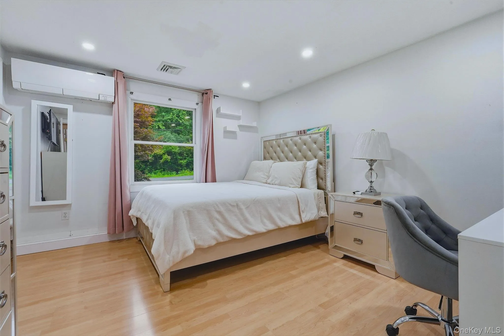 142 Hawleys Corners Road, Lloyd, NY, 5 Bedrooms Bedrooms, 14 Rooms Rooms,3 BathroomsBathrooms,Residential,For Rent,Hawleys Corners,0,1052802 142 Hawleys Corners Road, Lloyd, NY, 5 Bedrooms Bedrooms, 14 Rooms Rooms,3 BathroomsBathrooms,Residential,For Rent,Hawleys Corners,0,1052802